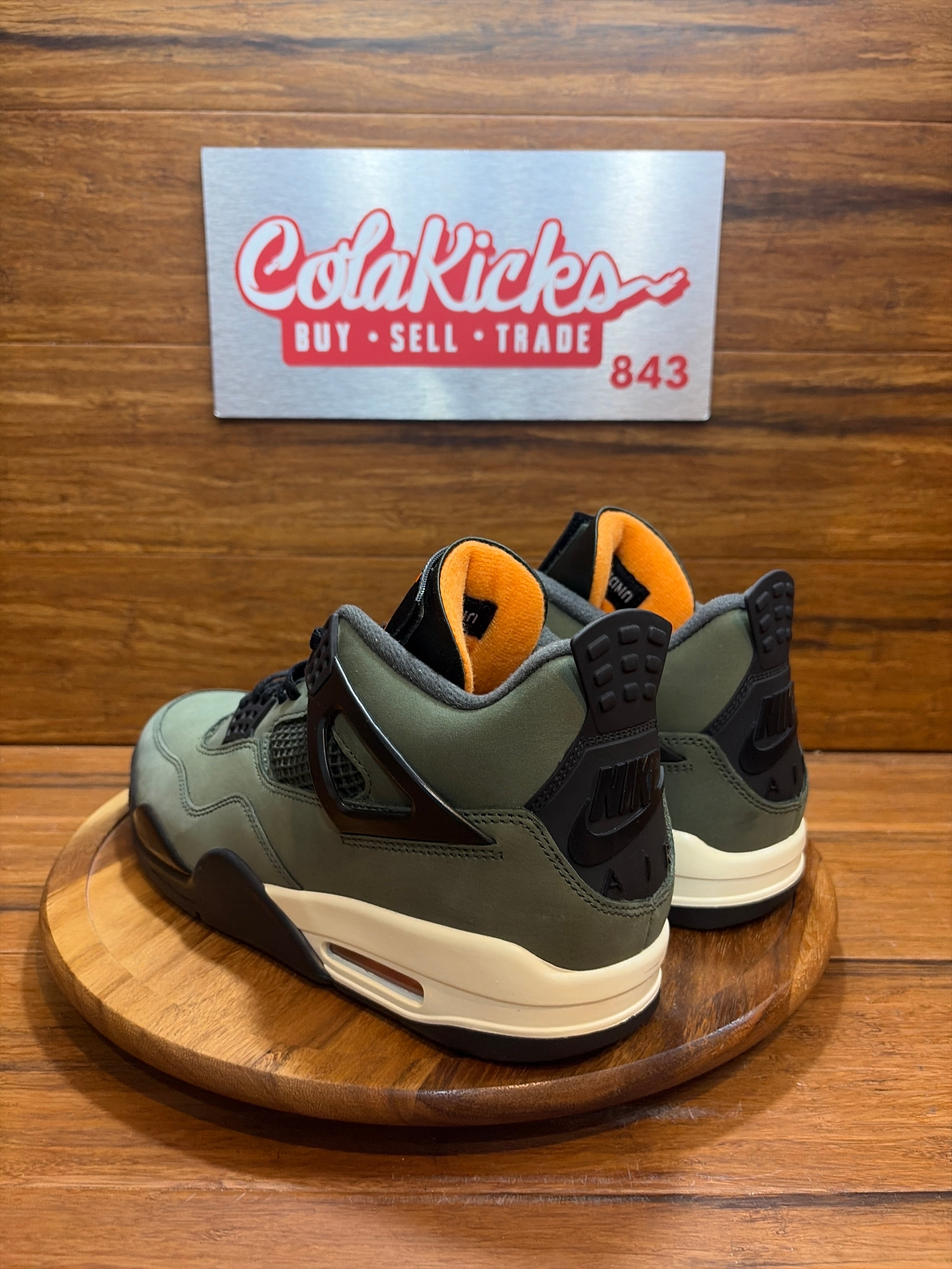 Jordan 4 Retro OG SP Undefeated (2025)