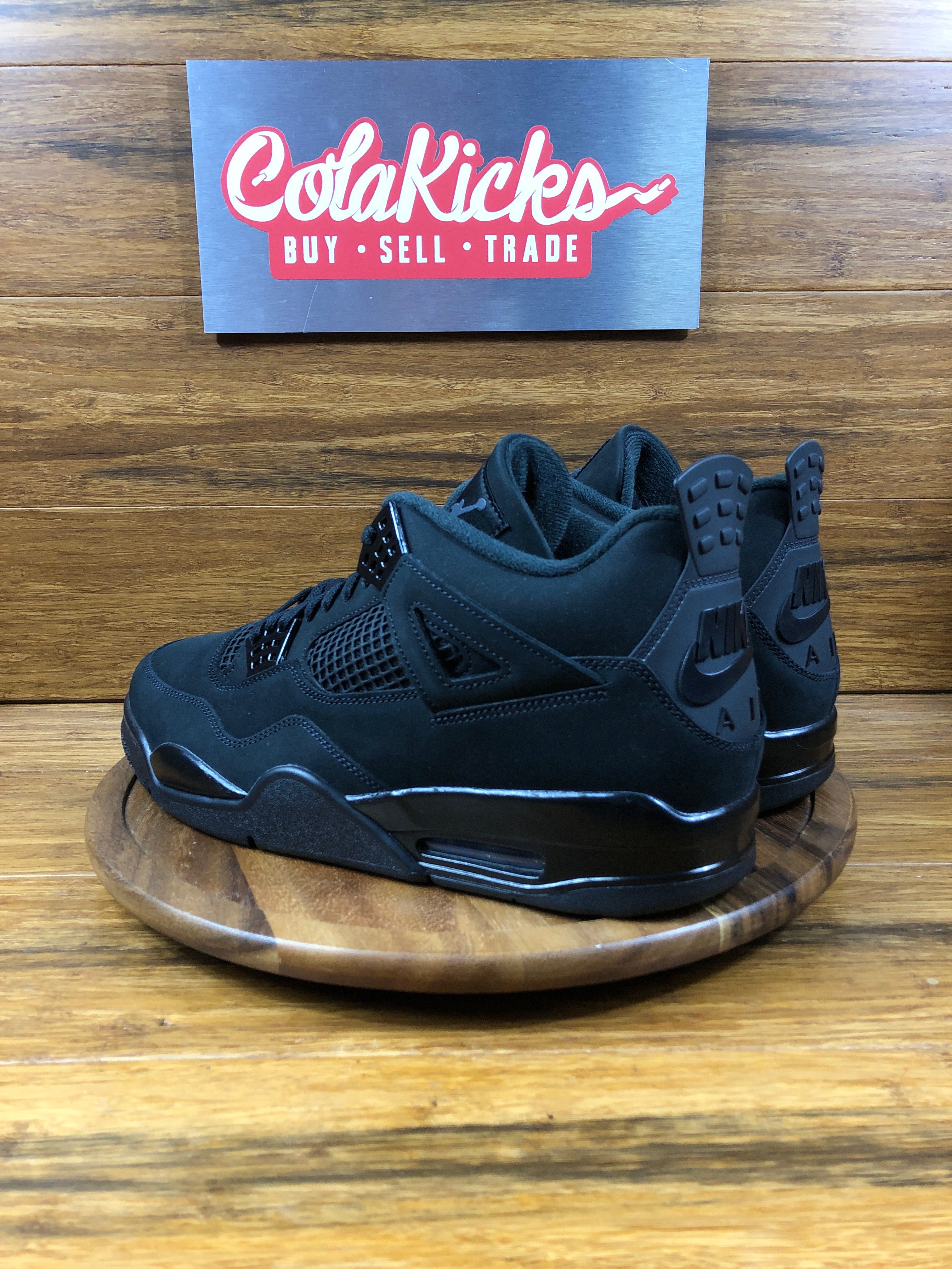 Jordan 4 Retro Black Cat (2025)