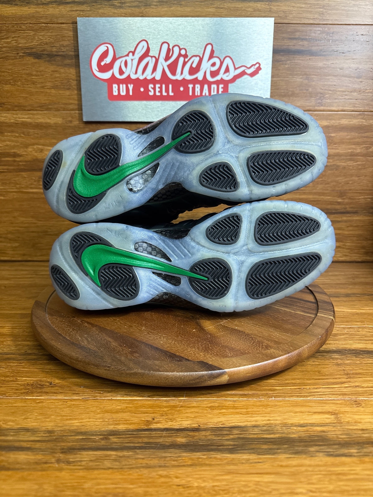 Nike Air Foamposite Pro Pine Green (2025)
