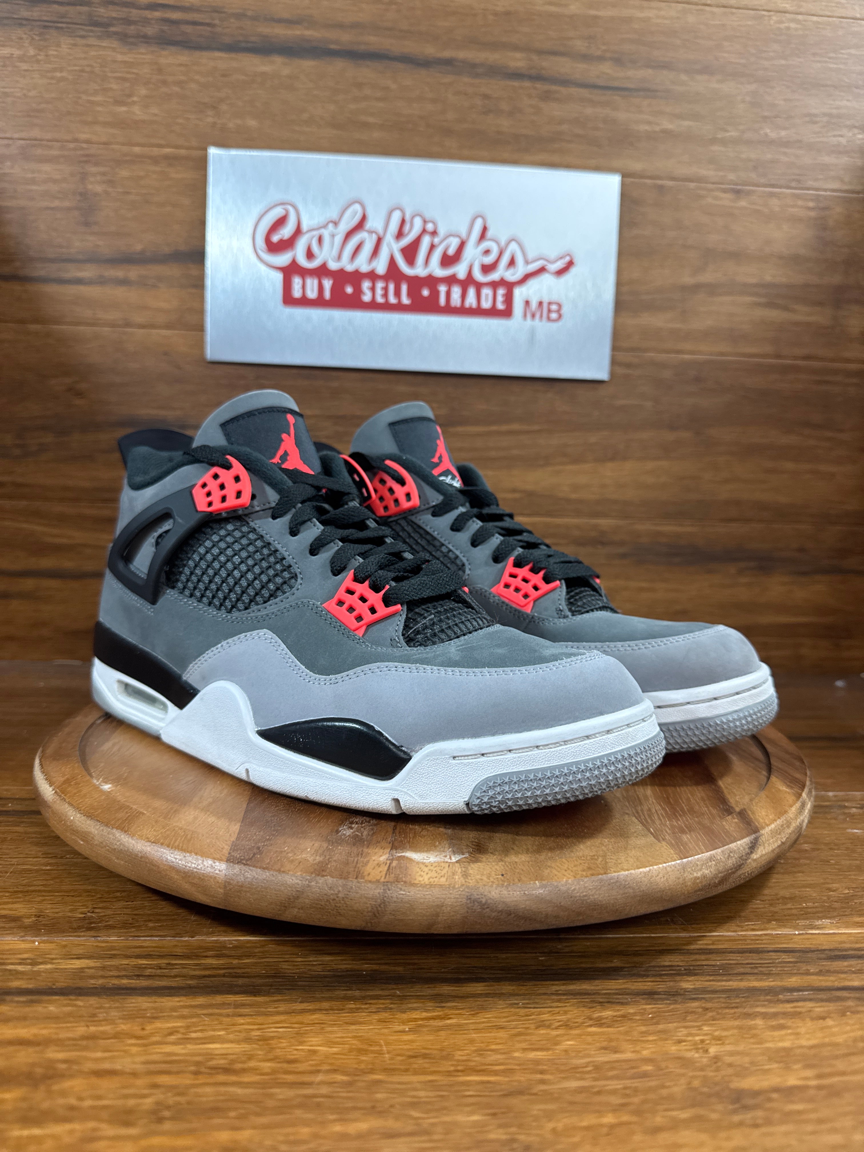 Jordan 4 Retro Infrared