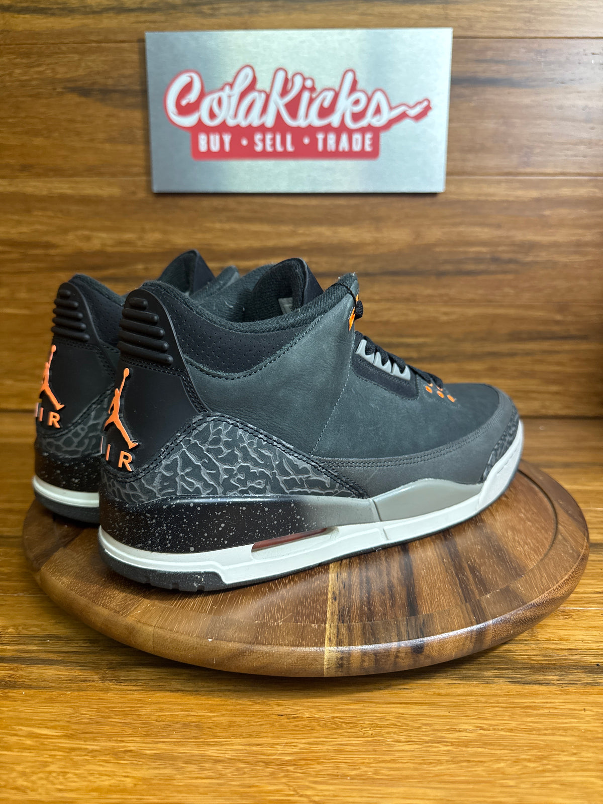 Jordan 3 Retro Fear Pack (2023)