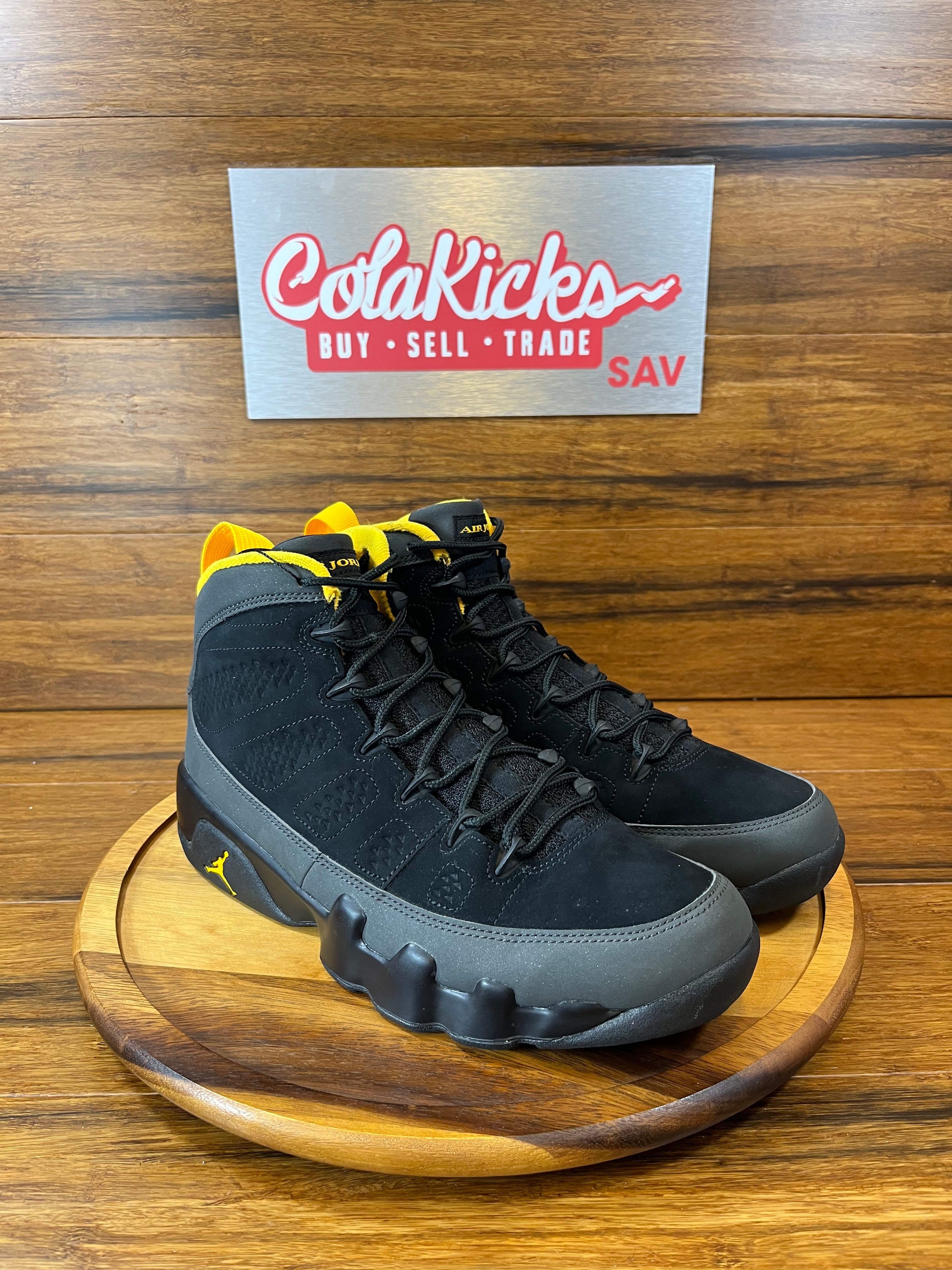Jordan 9 Retro Dark Charcoal University Gold