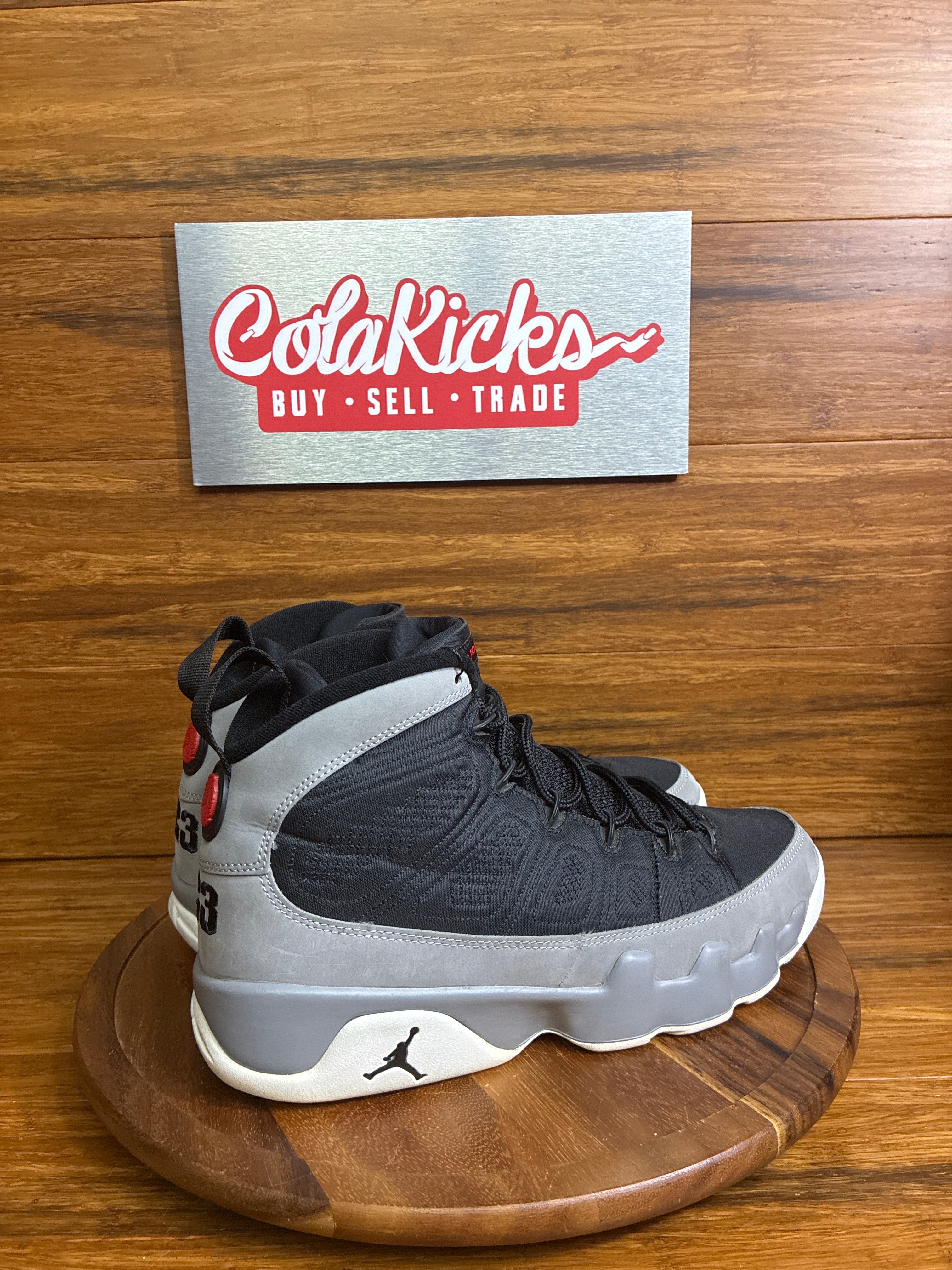 Jordan 9 Retro Particle Grey