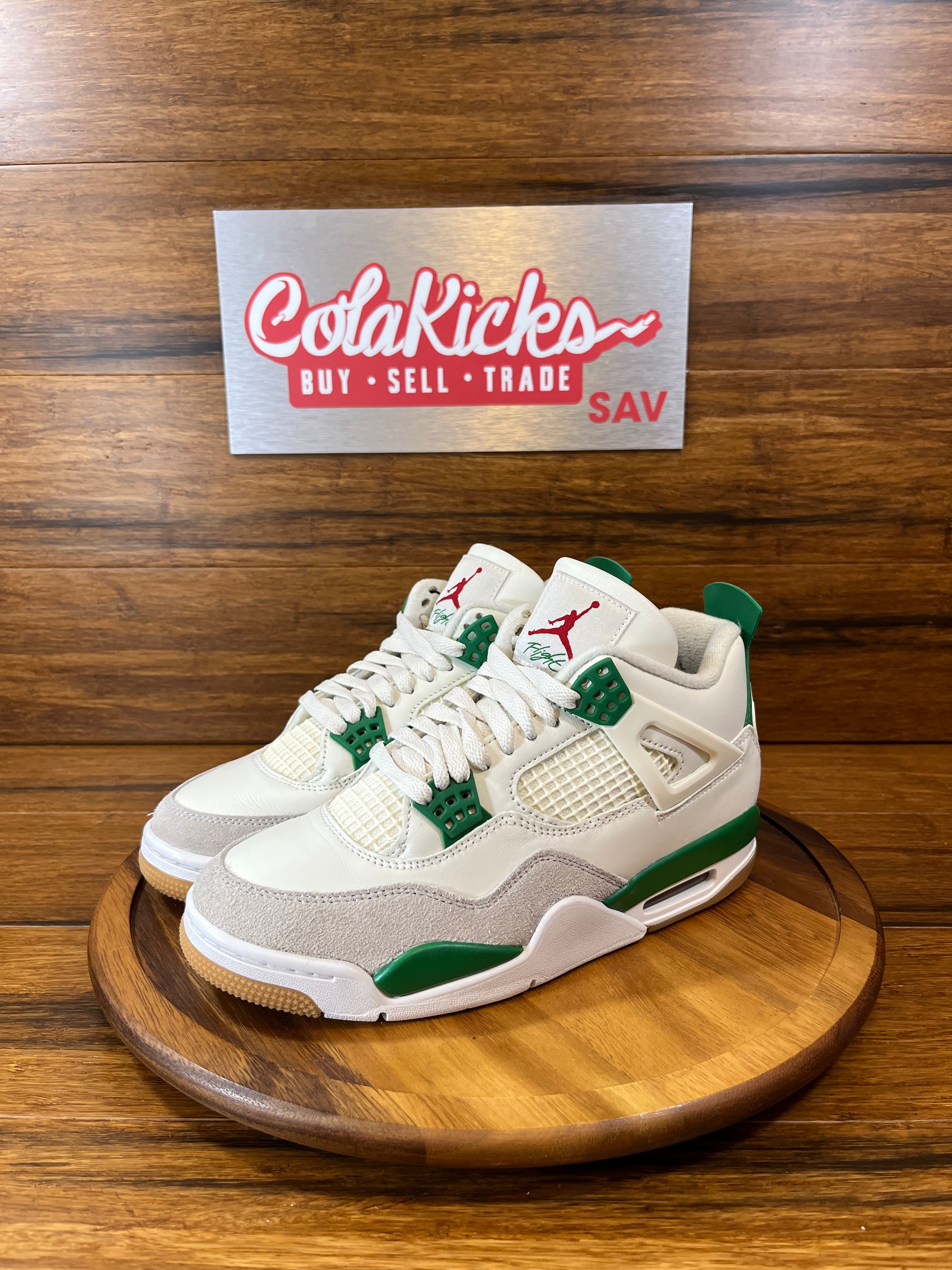 Jordan 4 Retro SB Pine Green