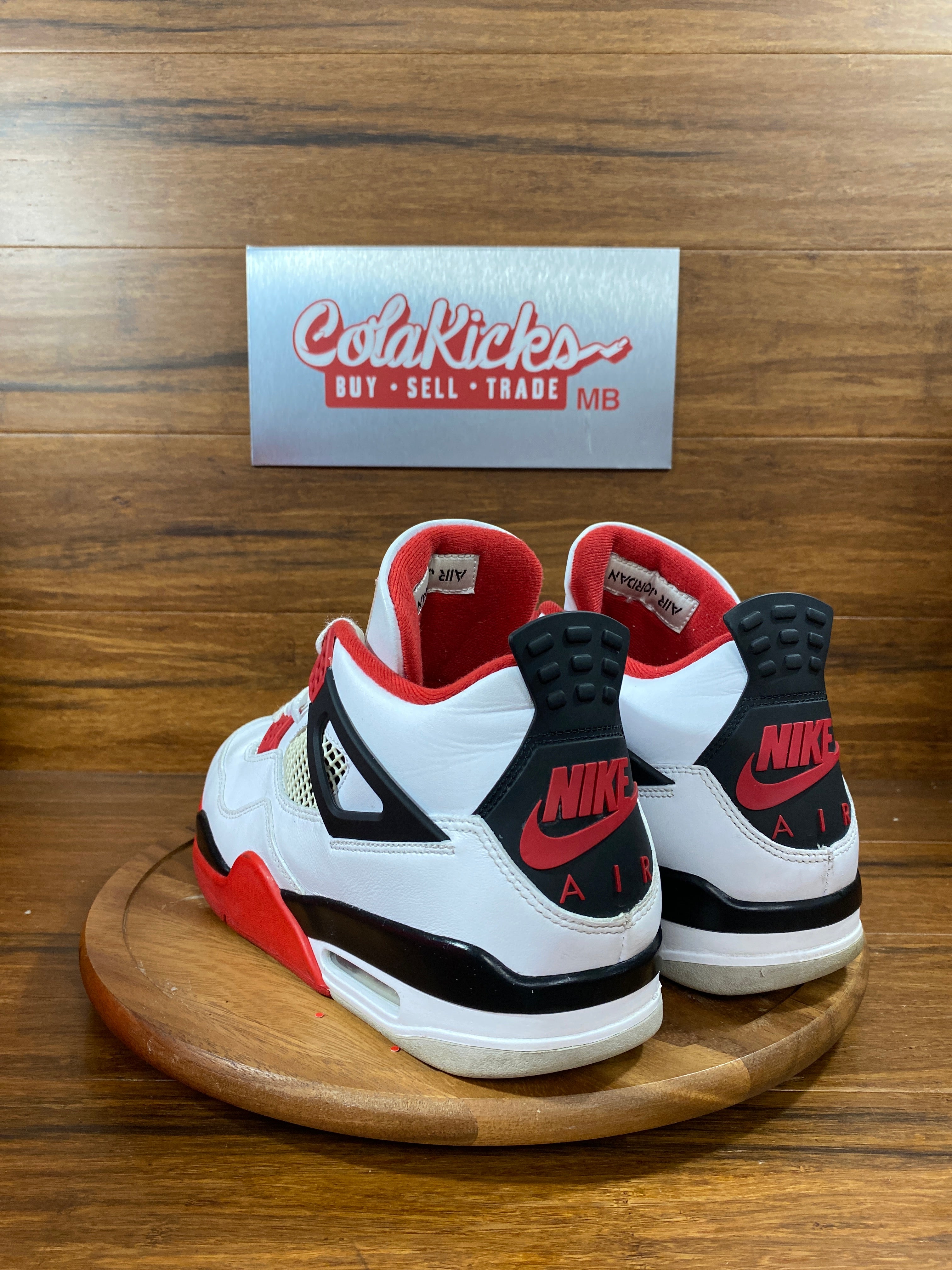 Jordan 4 Retro Fire Red (2020)