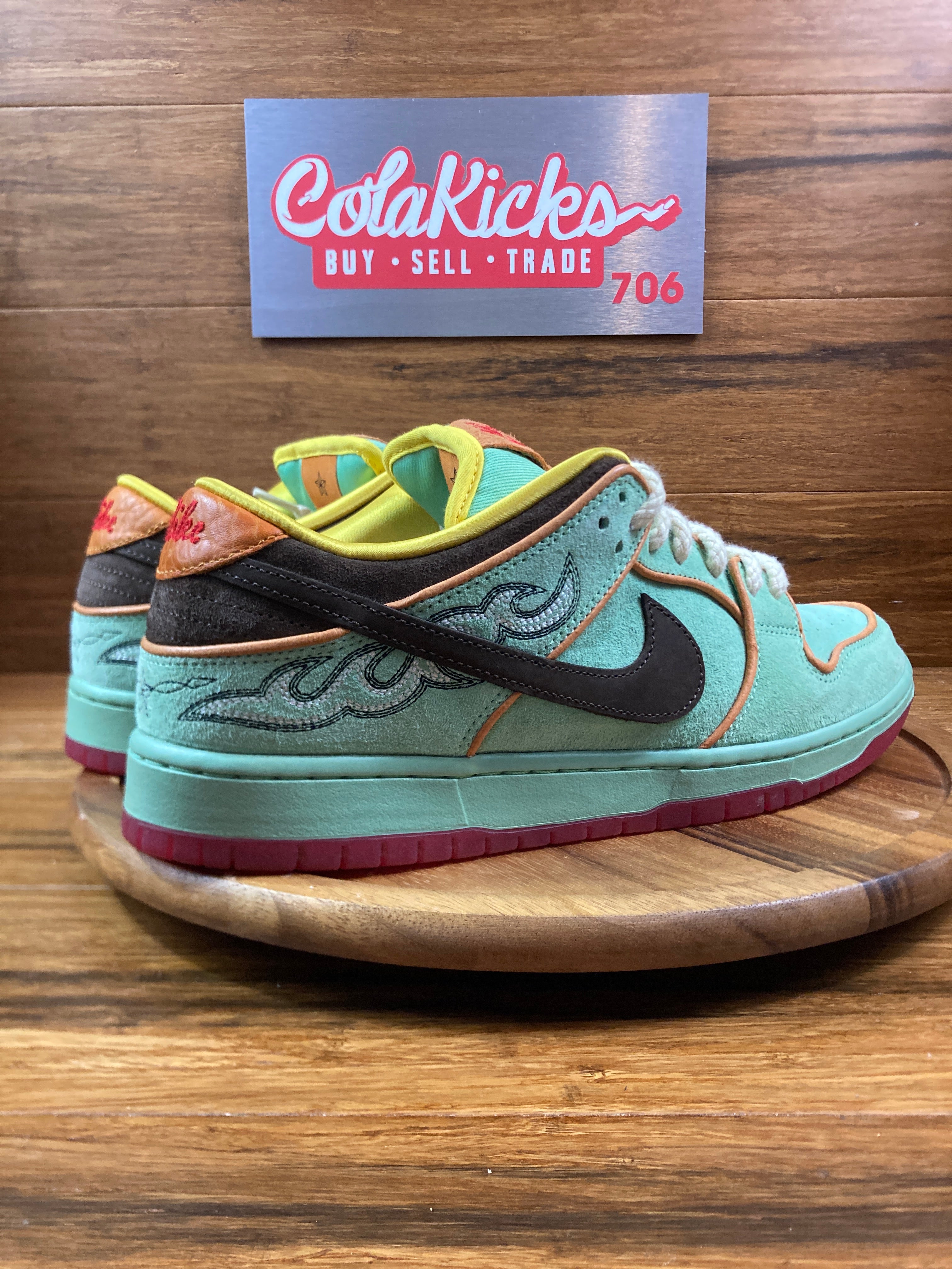 Nike SB Dunk Low Rodeo Tourmaline