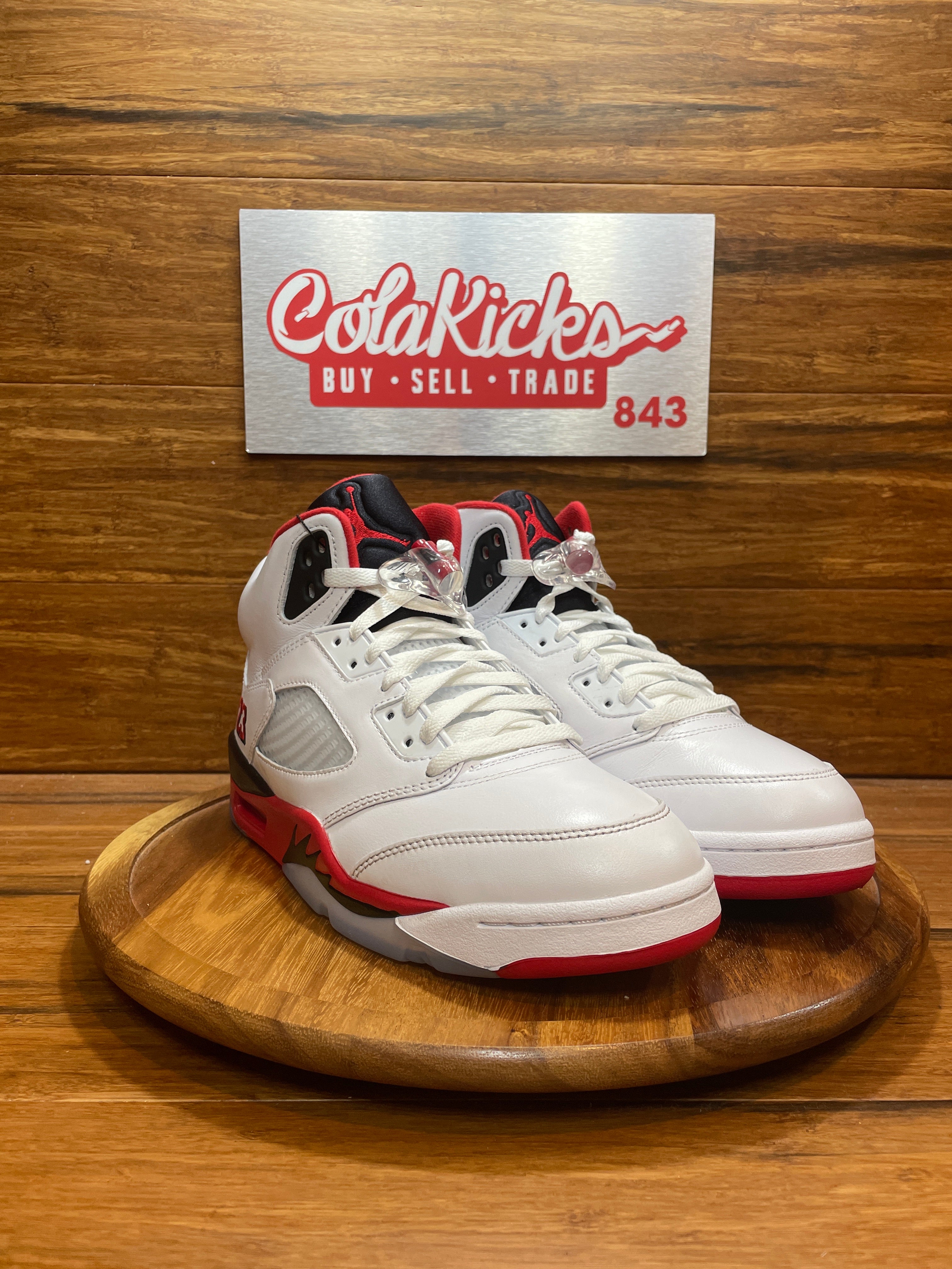 Jordan 5 Retro Fire Red Black Tongue (2025)