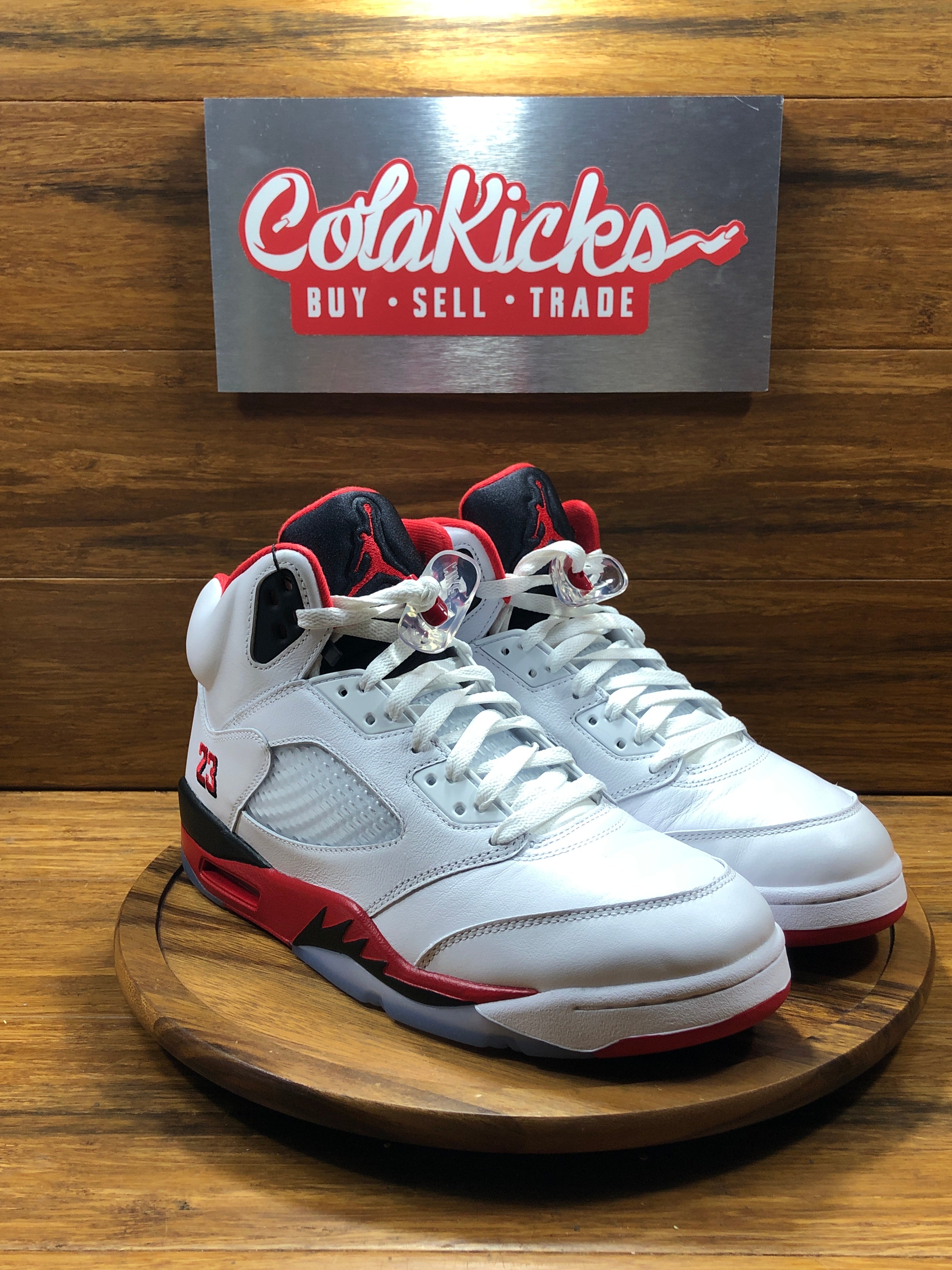 Jordan 5 Retro Fire Red Black Tongue (2025)