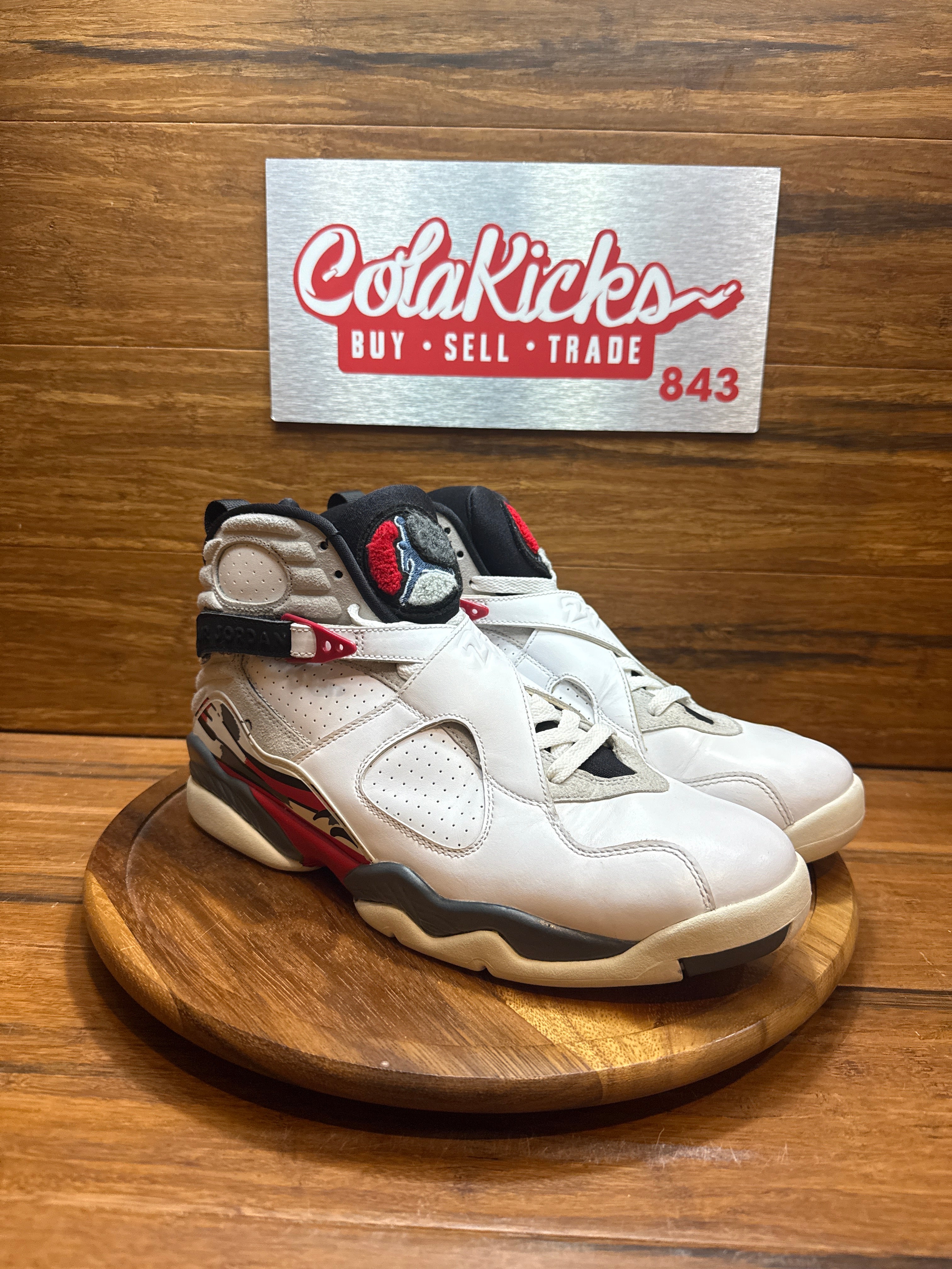 Jordan 8 Retro Bugs Bunny (2013)