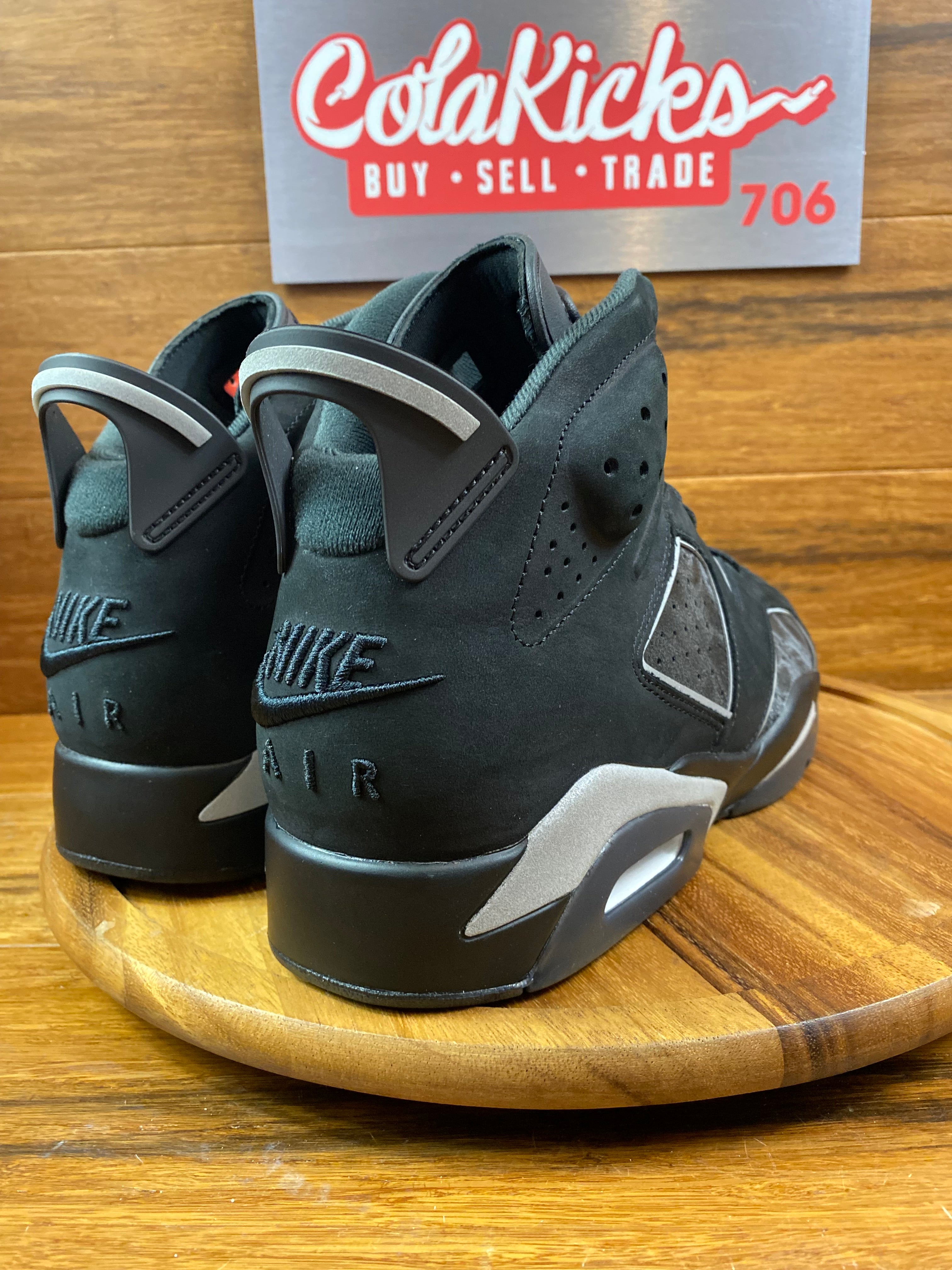 Jordan 6 Retro Cap and Gown