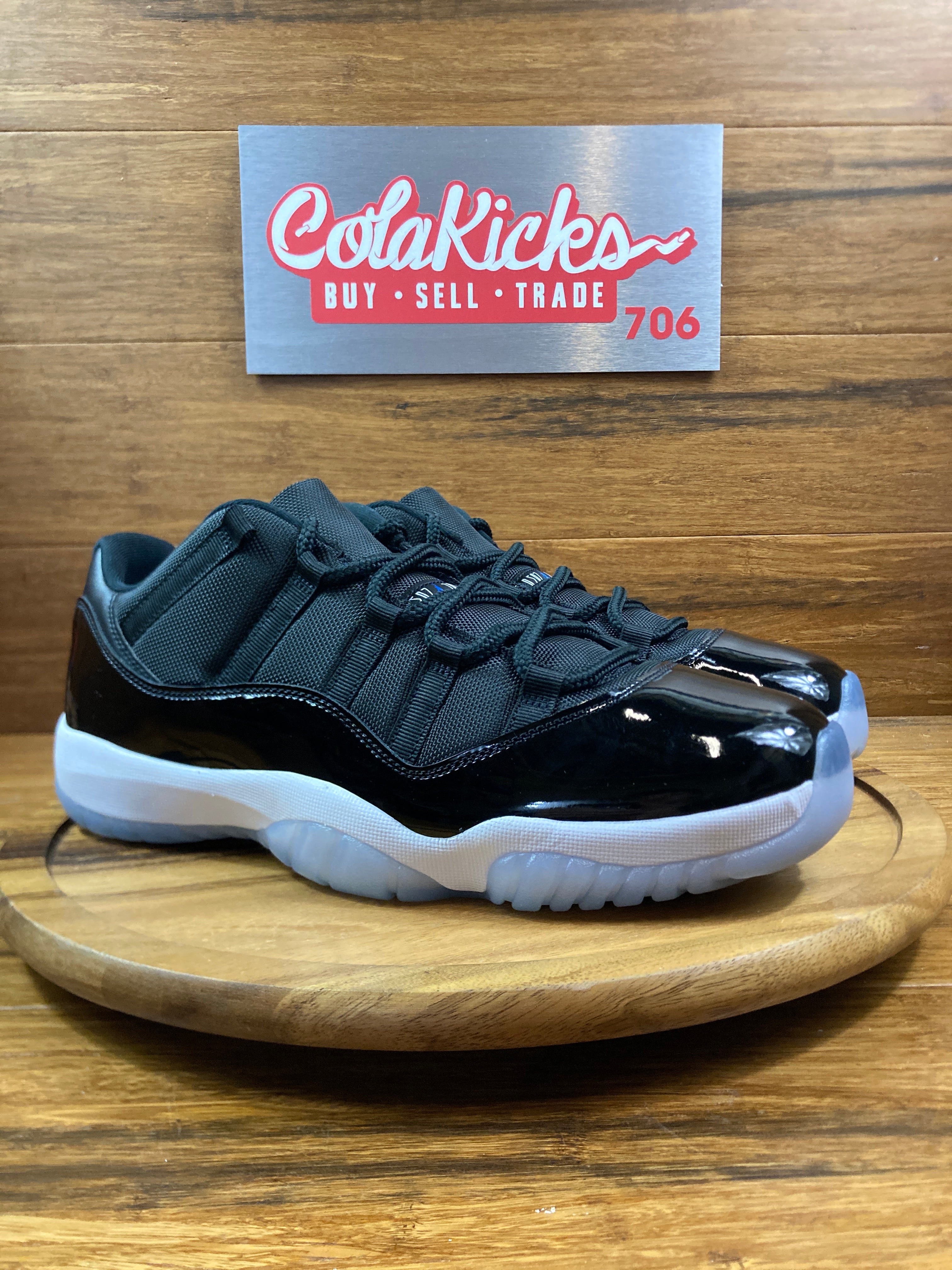 Jordan 11 Retro Low Space Jam