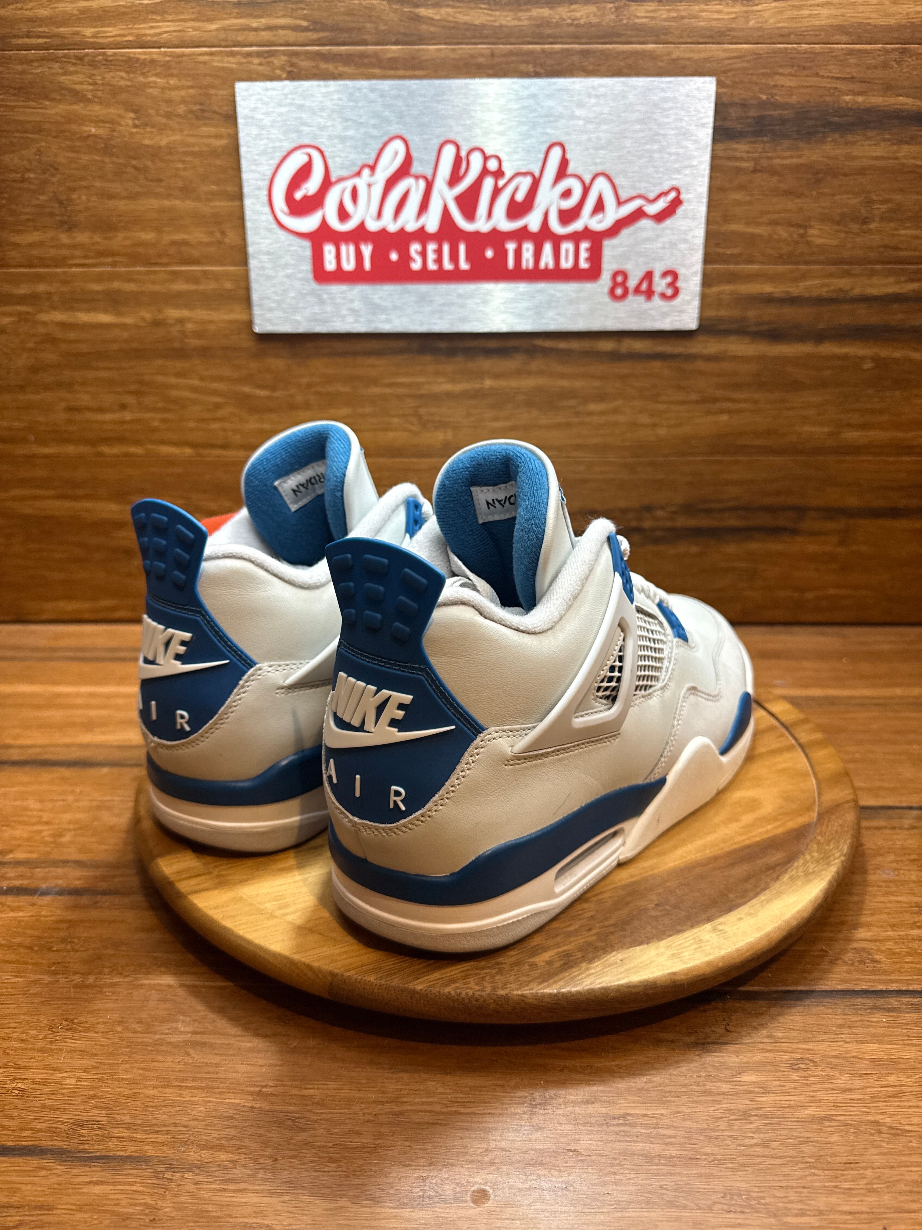 Jordan 4 Retro Military Blue (2024)