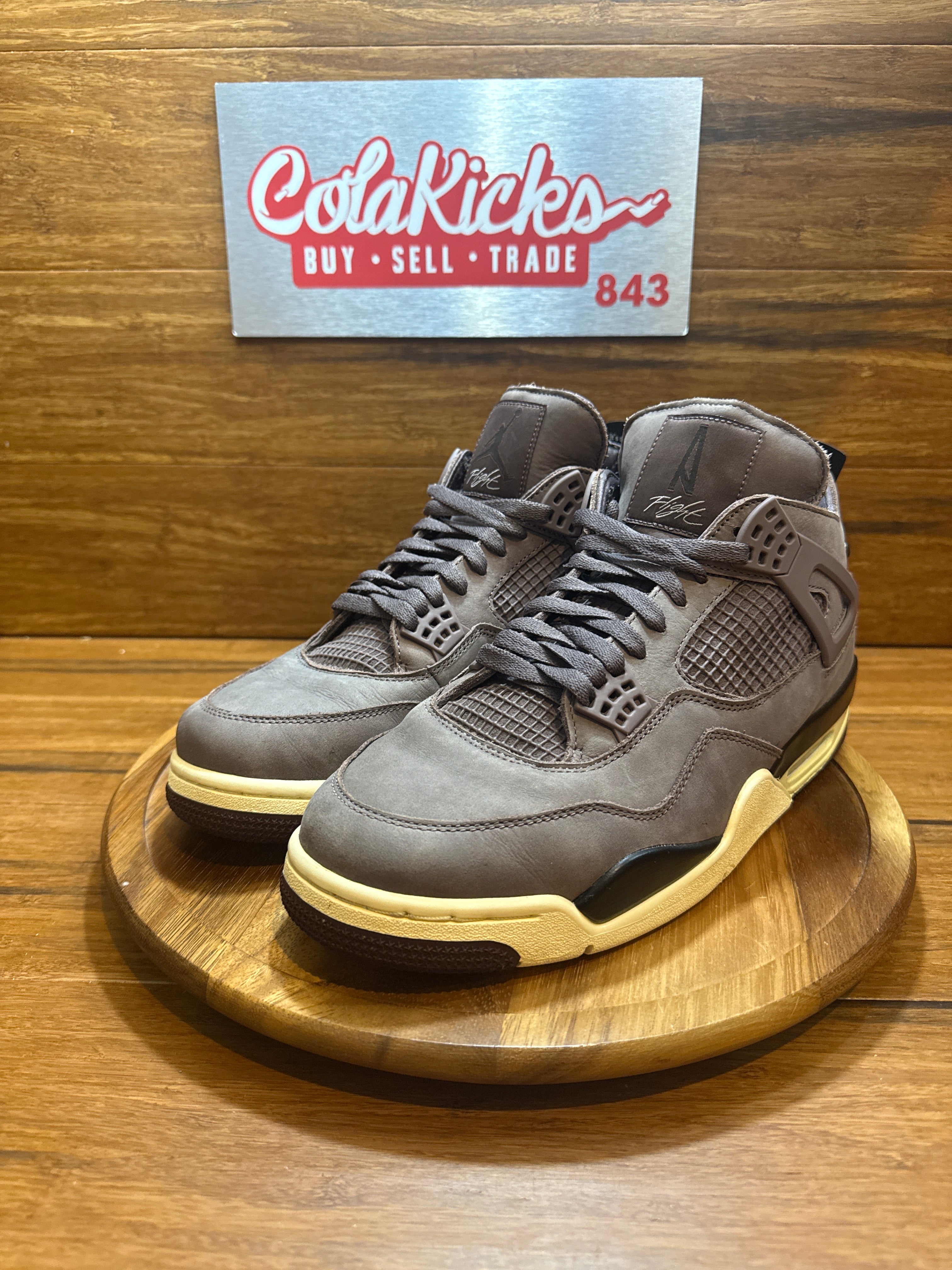 Jordan 4 Retro SP A Ma Maniére Violet Ore