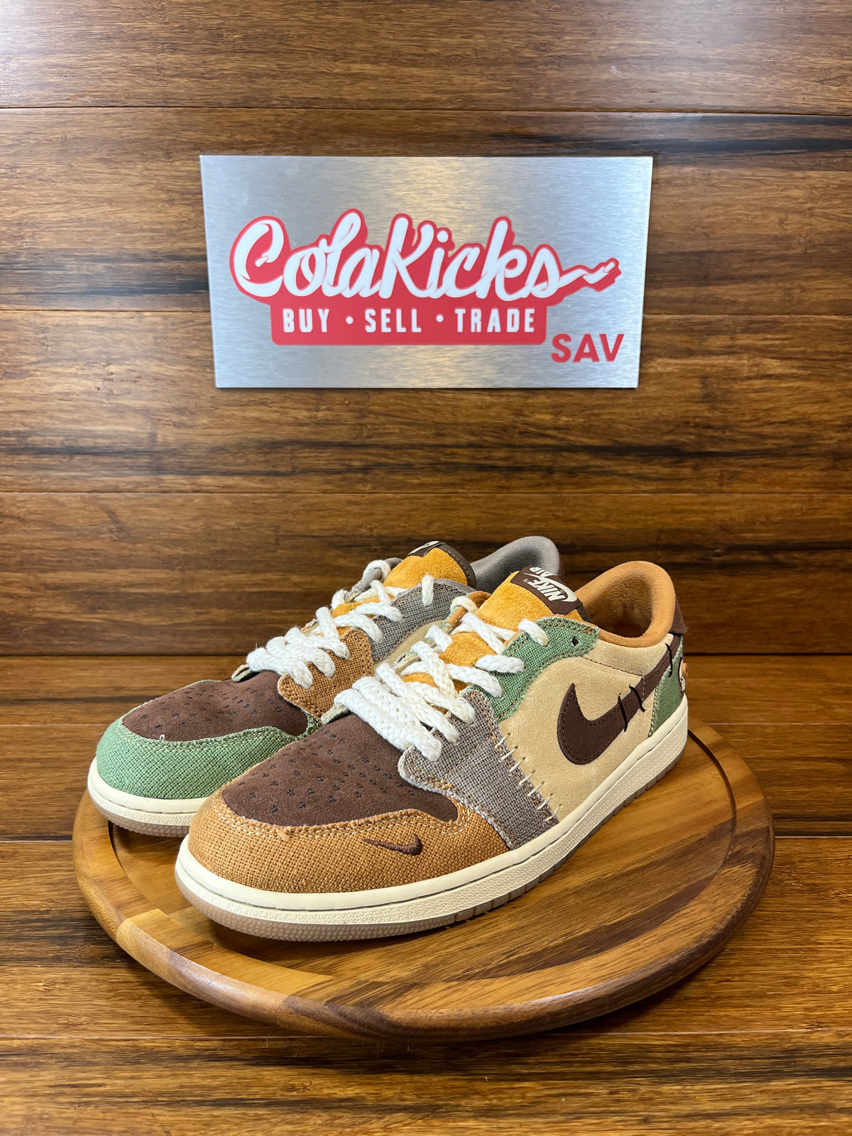 Jordan 1 Retro Low OG Zion Williamson Voodoo