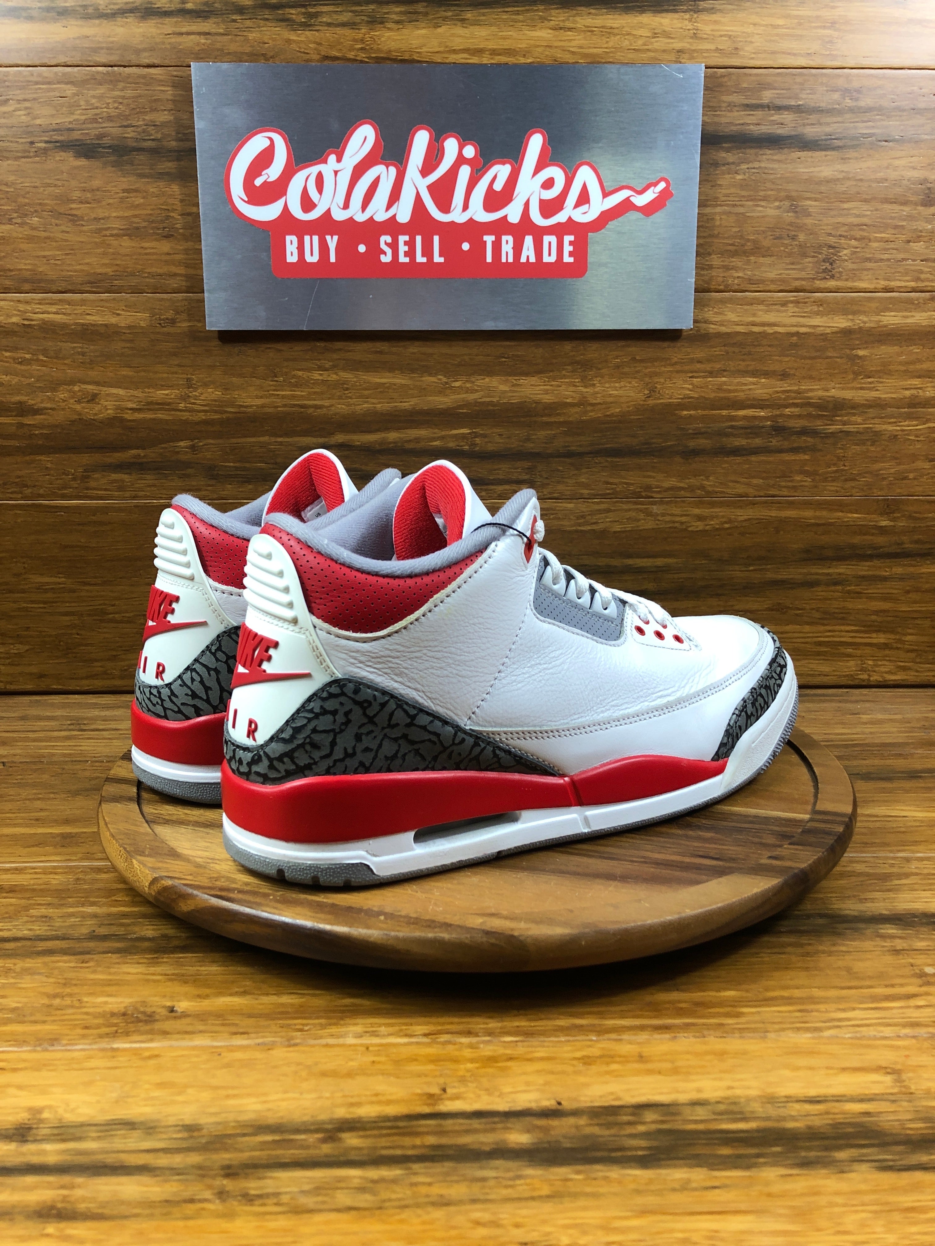 Jordan 3 Retro Fire Red (2022)