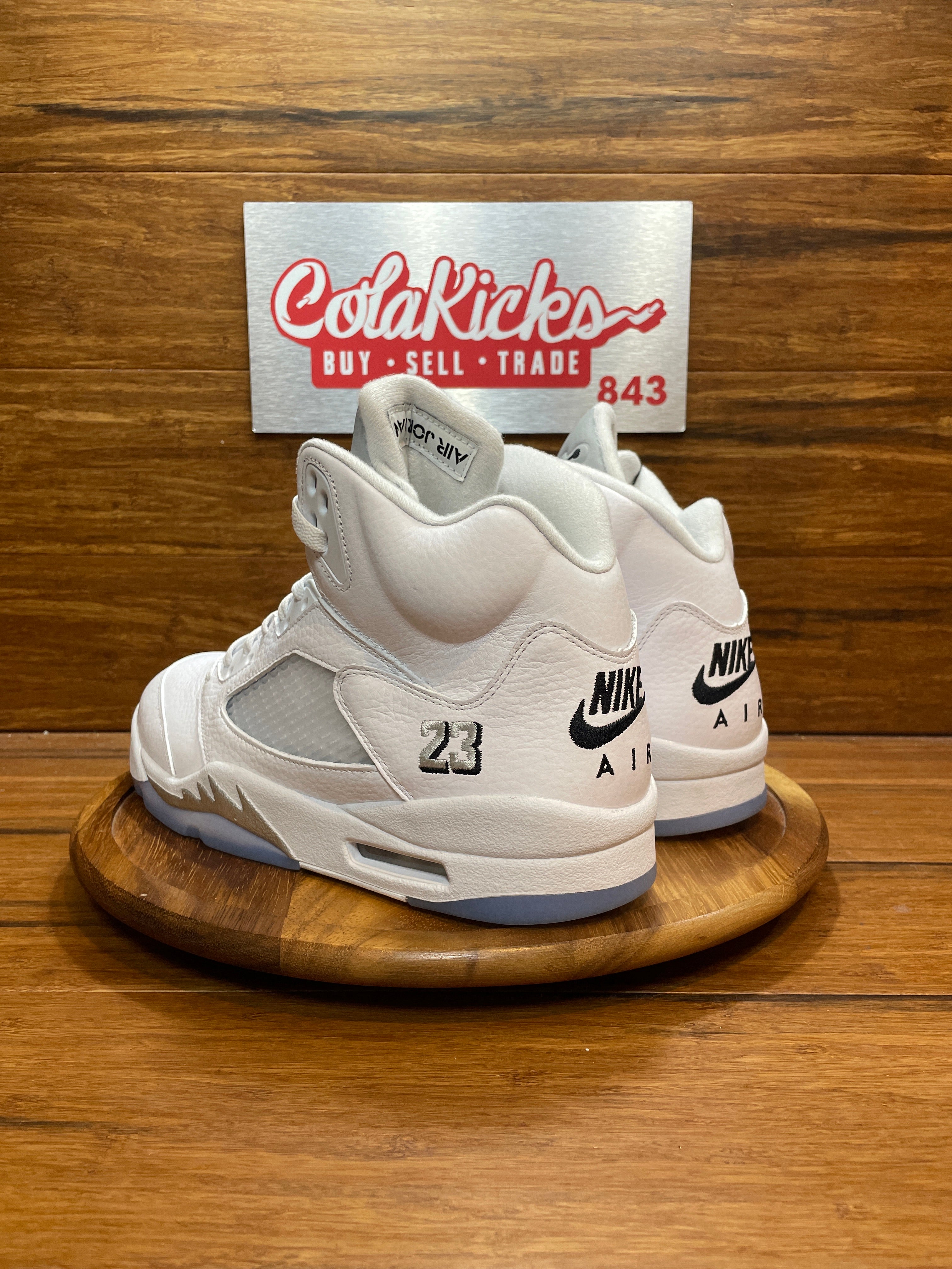 Jordan 5 Retro White Metallic (2026)