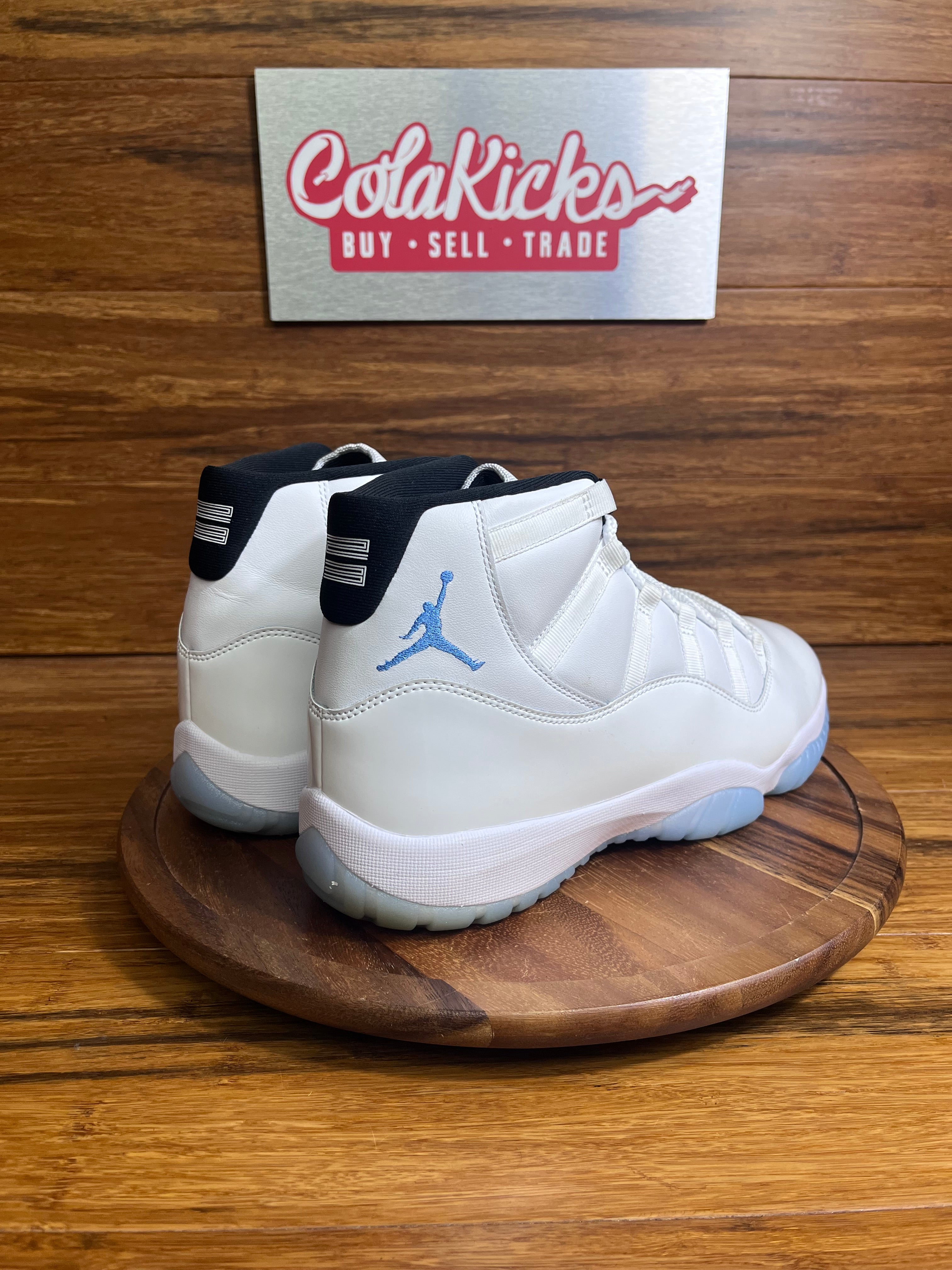 Jordan 11 Retro Legend Blue (2024)
