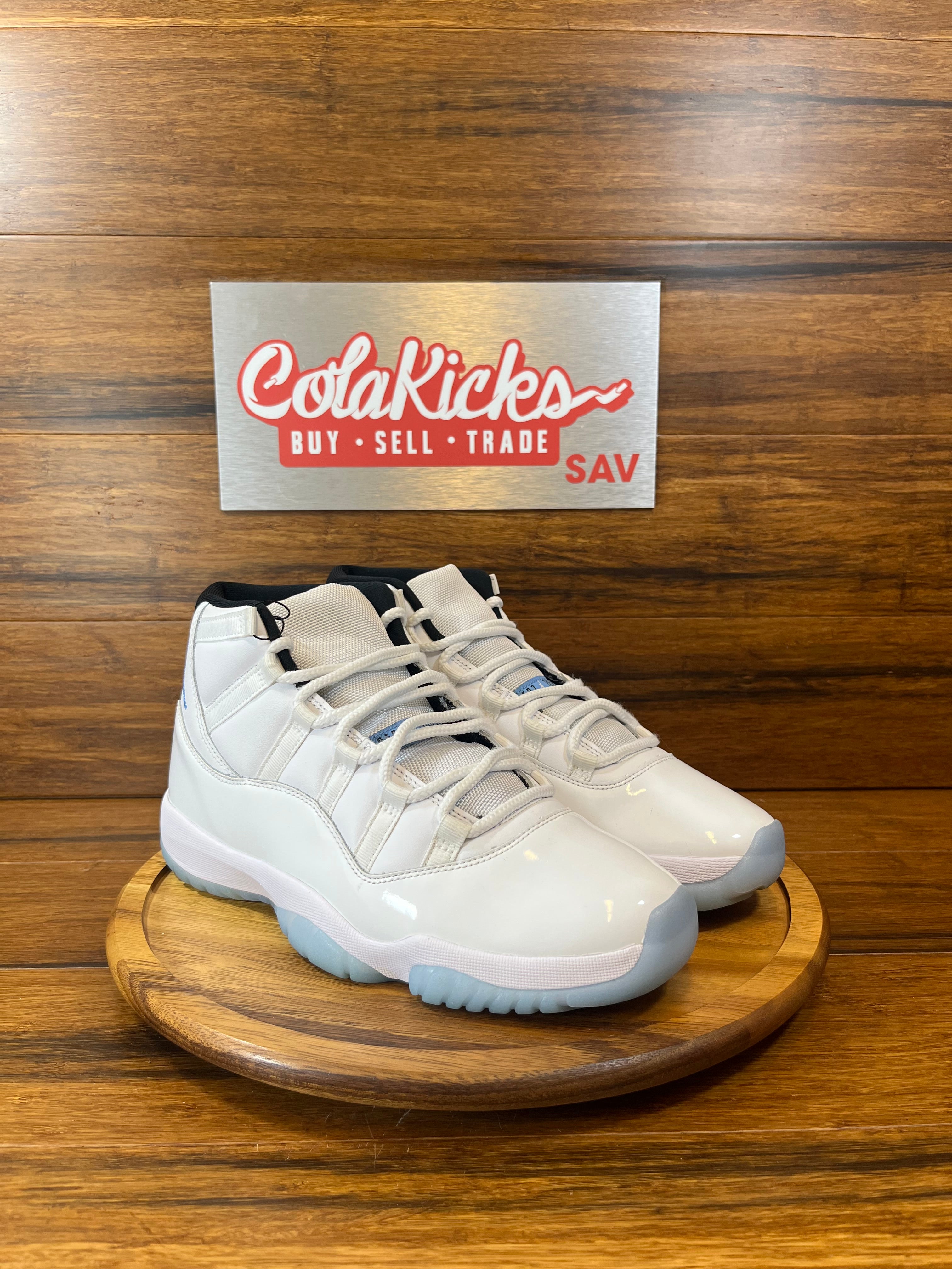 Jordan 11 Retro Legend Blue (2024)