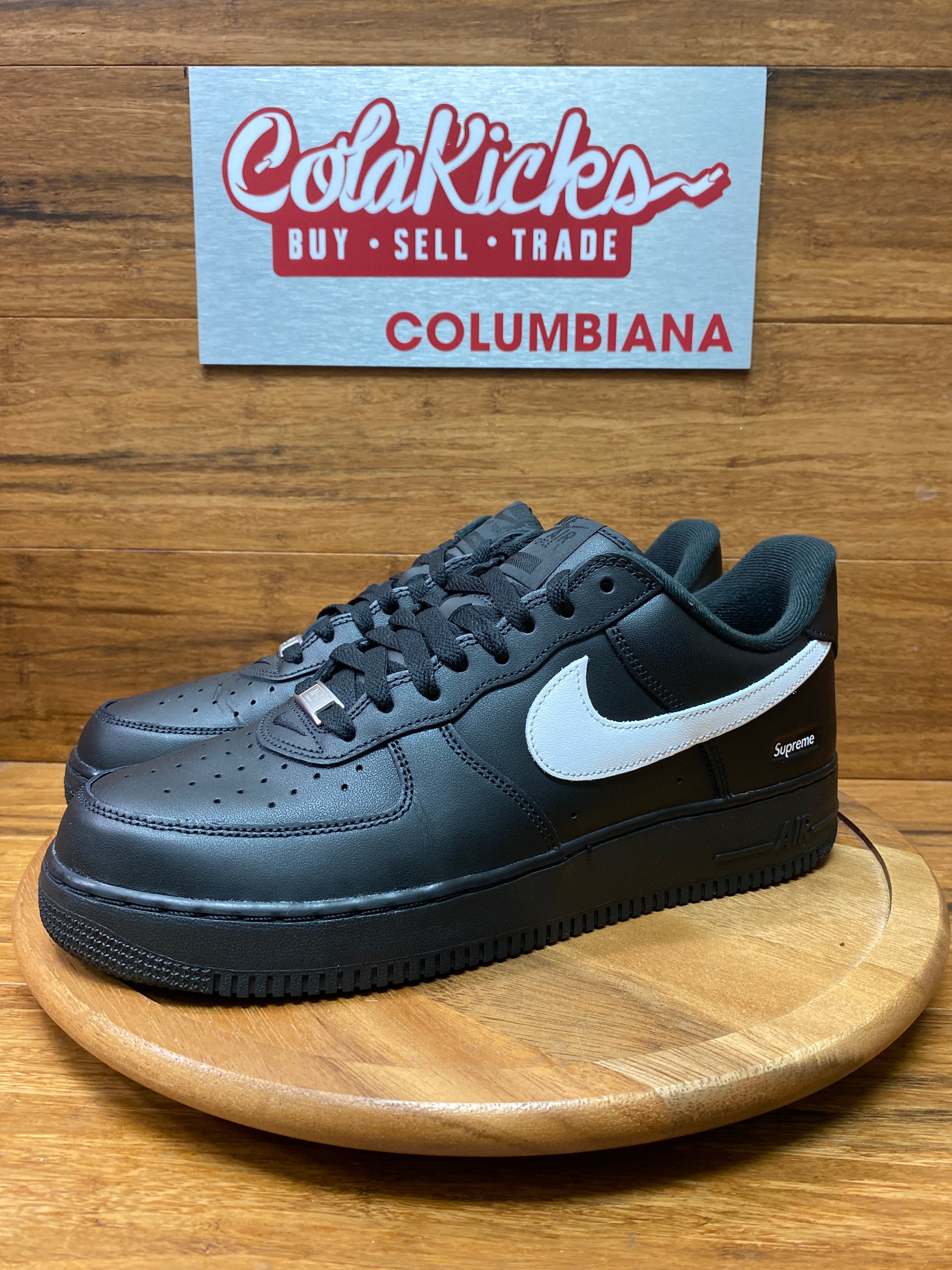 Nike Air Force 1 Low Supreme Black White