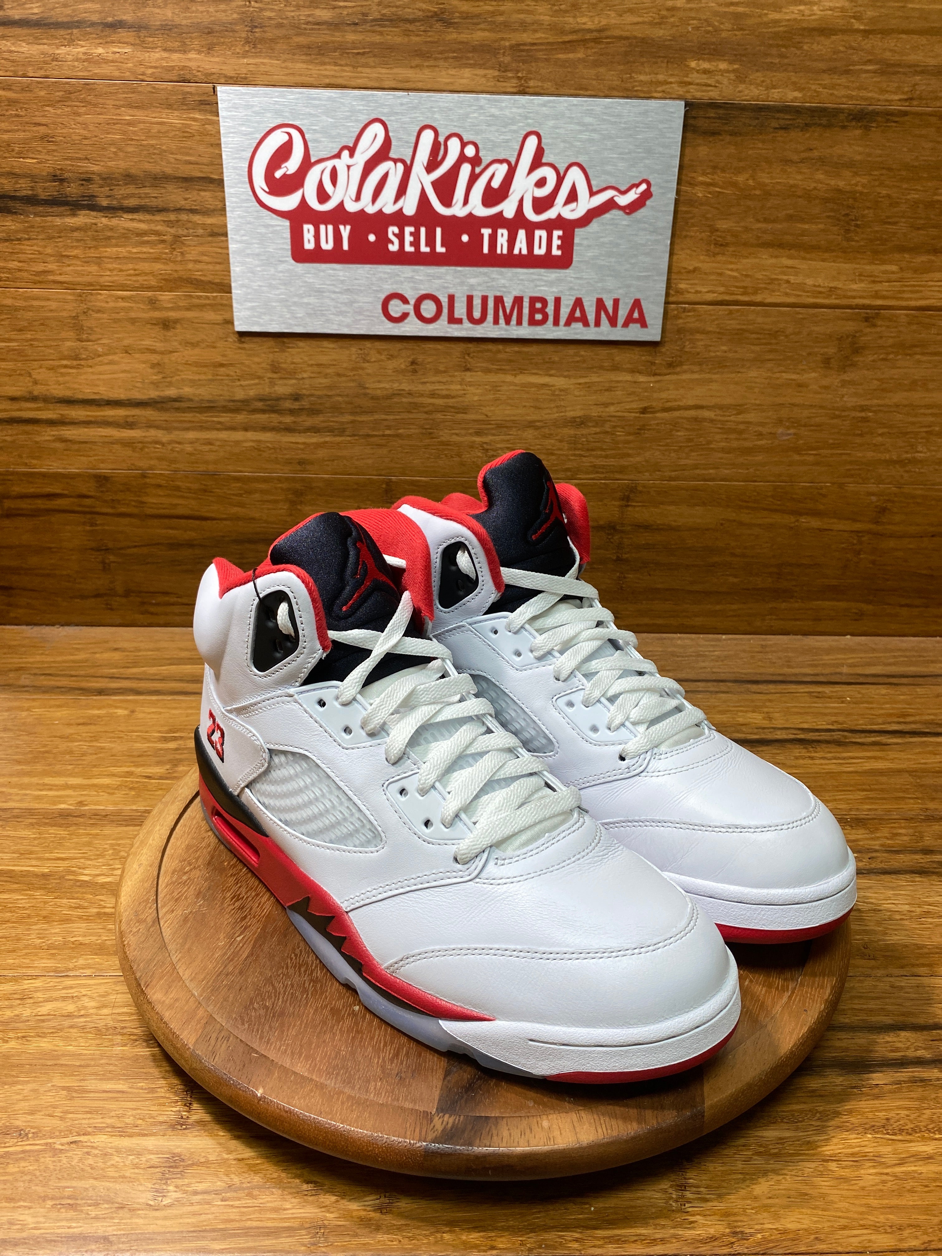 Jordan 5 Retro Fire Red Black Tongue (2025)