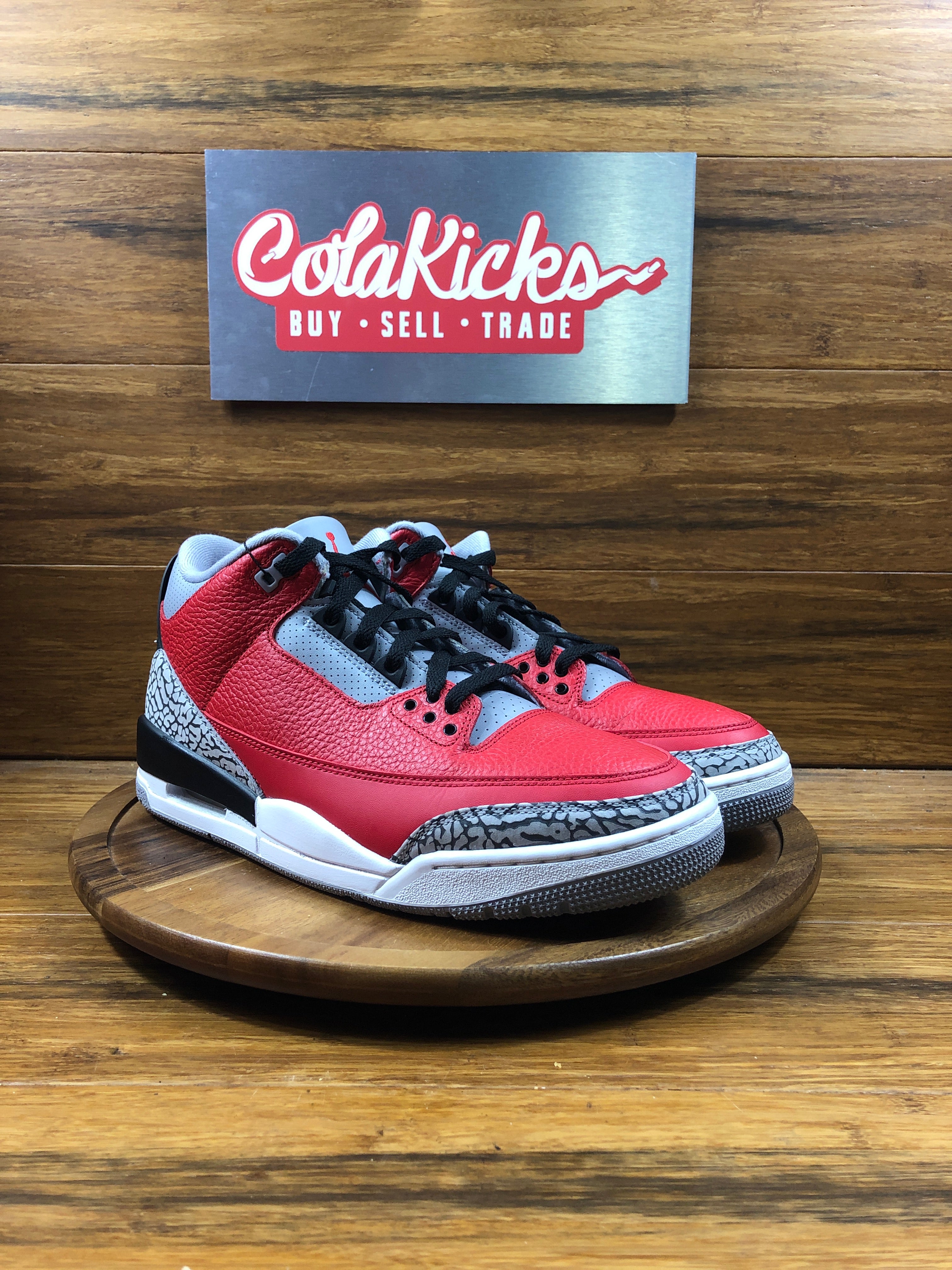 Jordan 3 Retro SE Unite