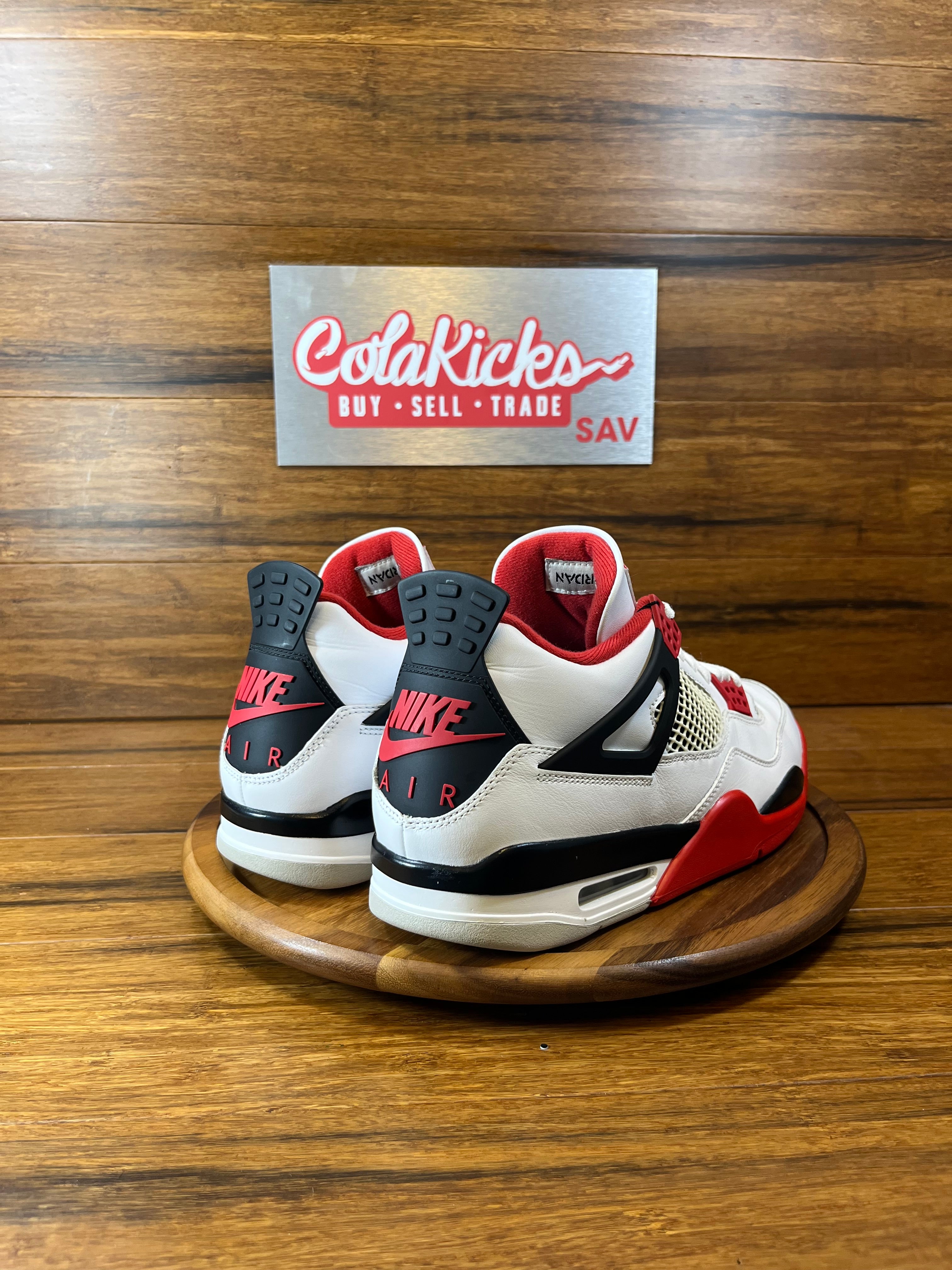Jordan 4 Retro Fire Red (2020)