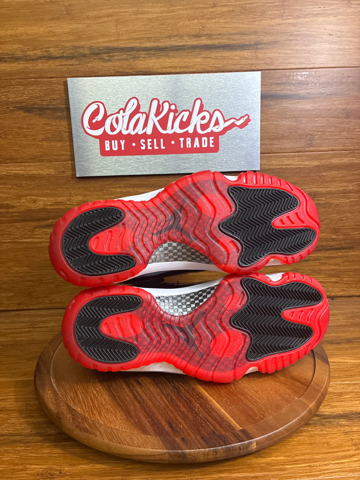 Jordan 11 Retro Low Bred (2015)