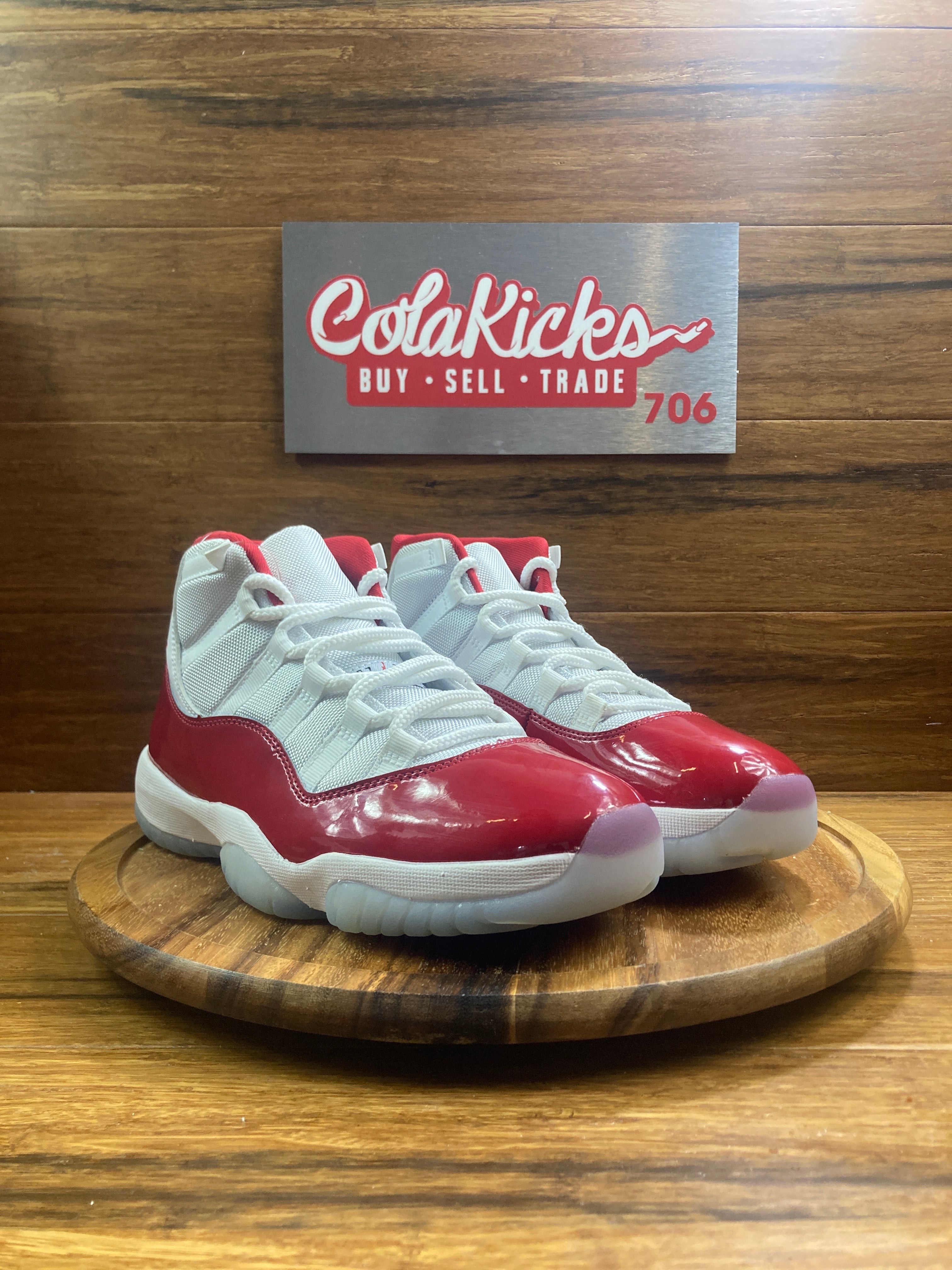 Jordan 11 Retro Cherry (2022)