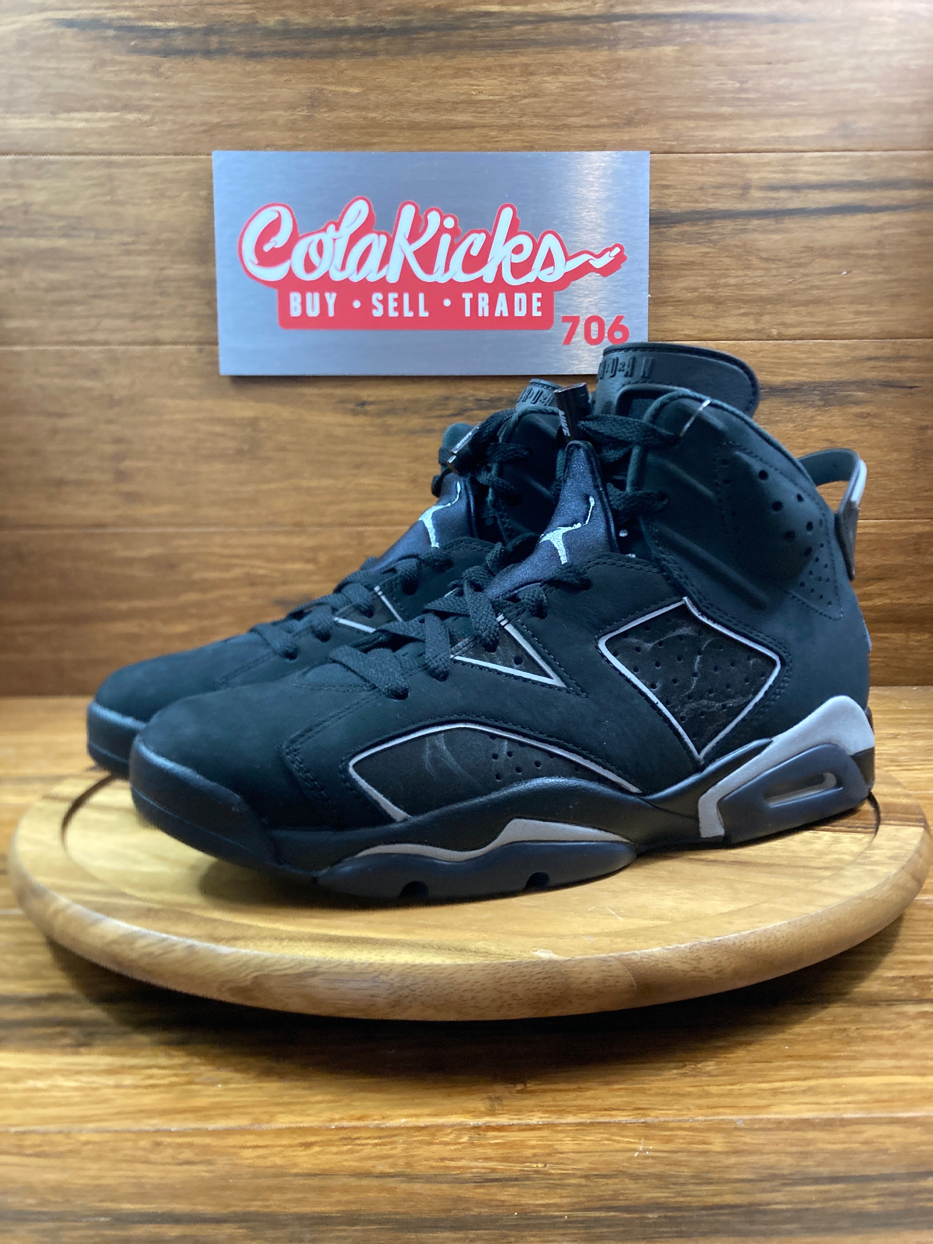 Jordan 6 Retro Cap and Gown