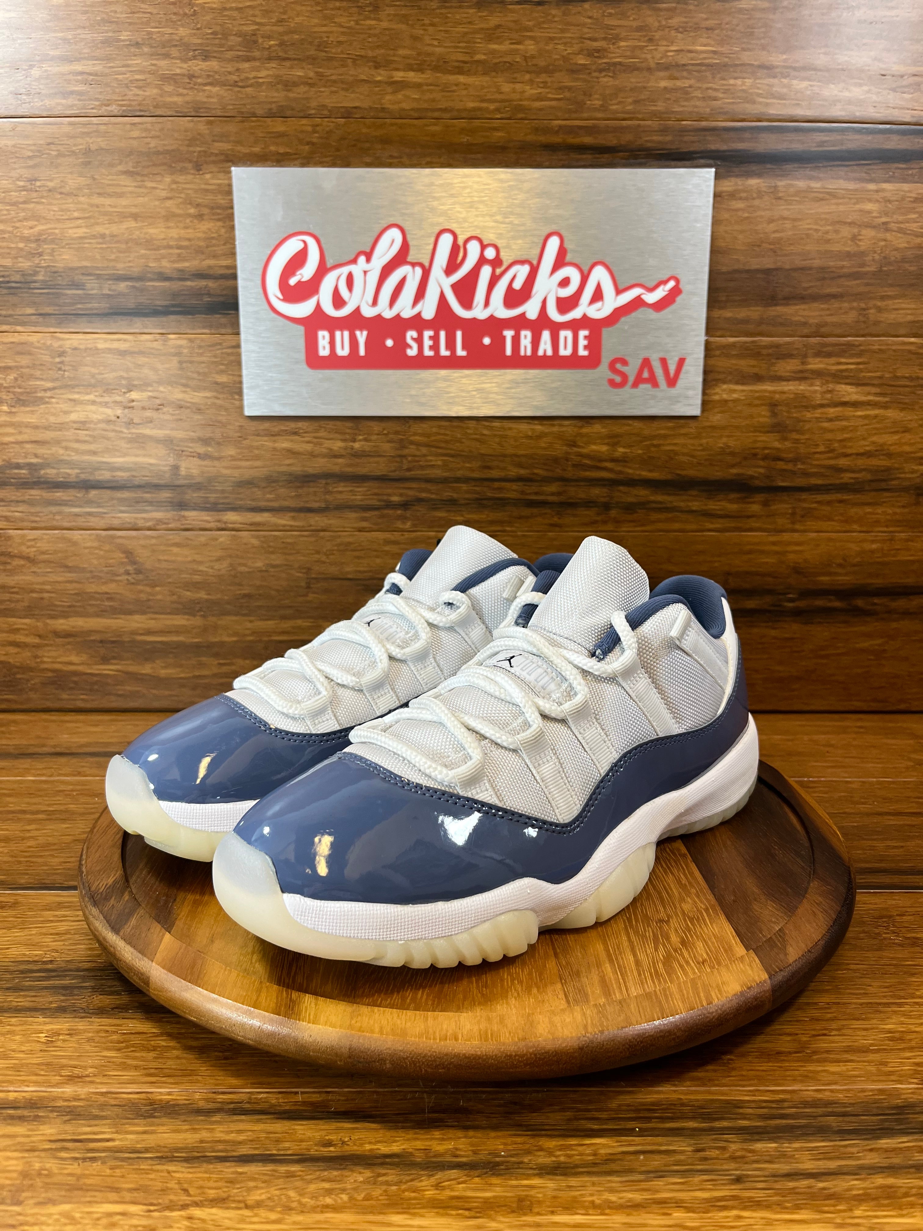 Jordan 11 Retro Low Diffused Blue