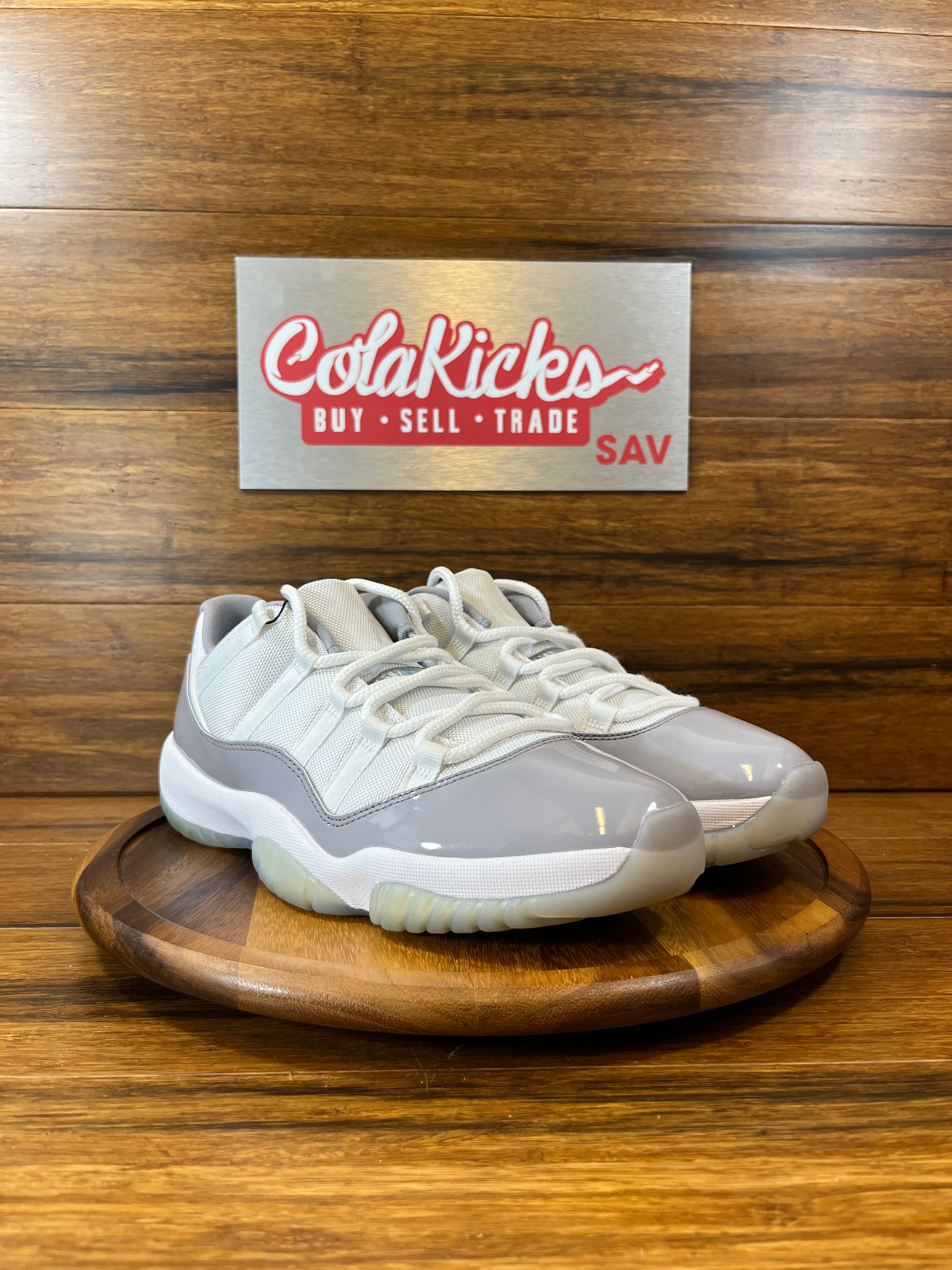 Jordan 11 Retro Low Cement Grey
