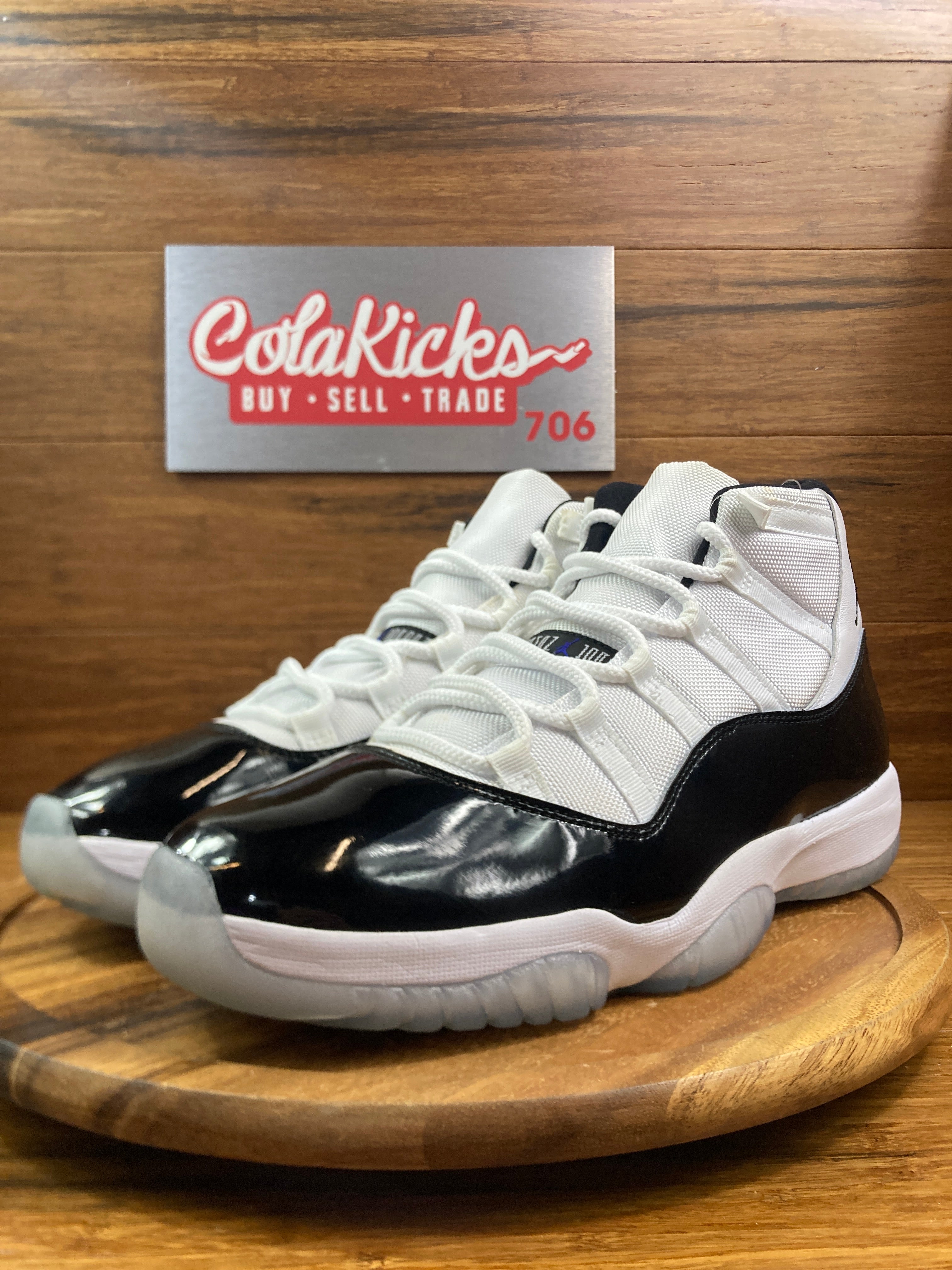 Jordan 11 Retro Concord (2018)