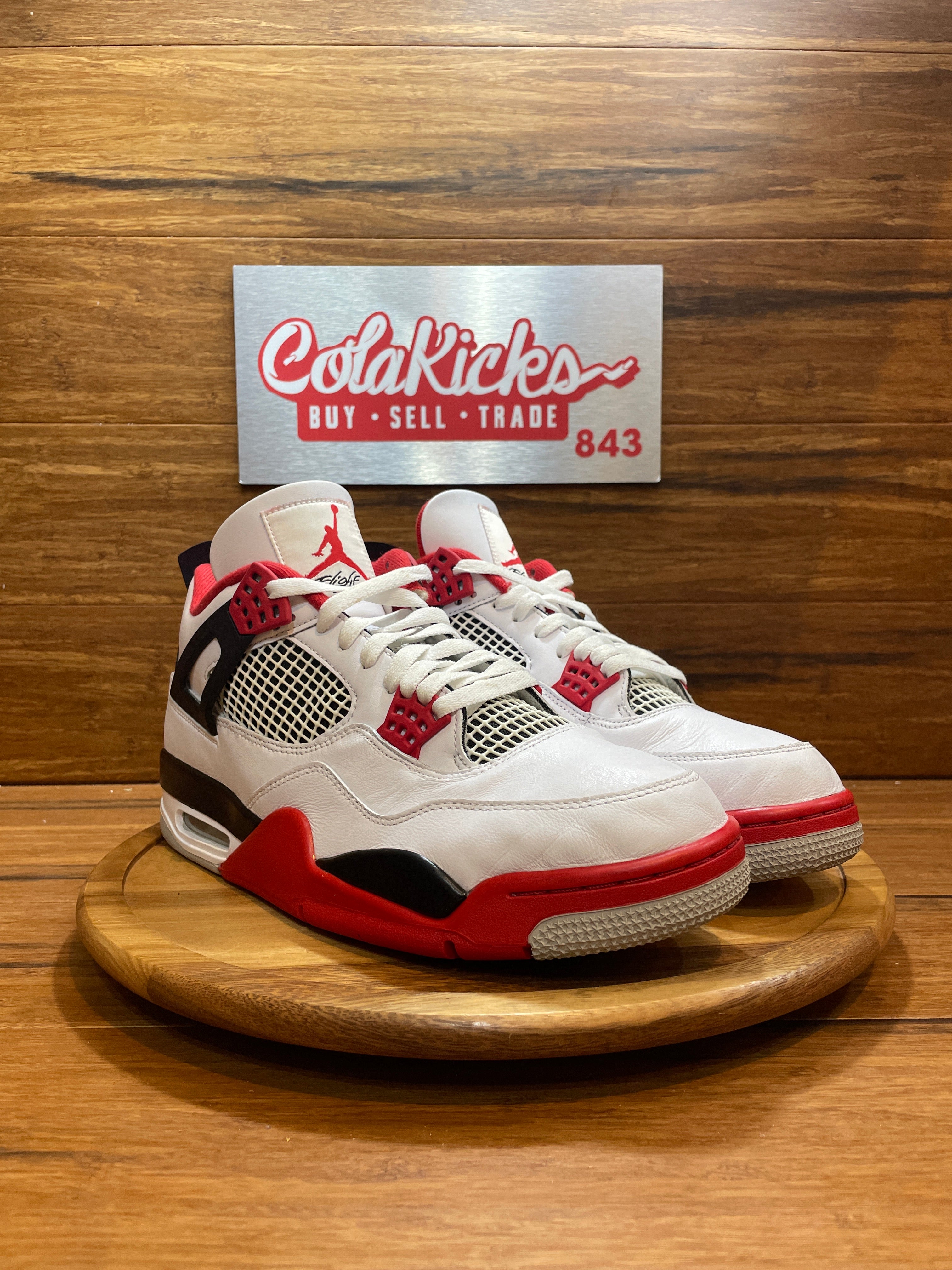 Jordan 4 Retro Fire Red (2020)