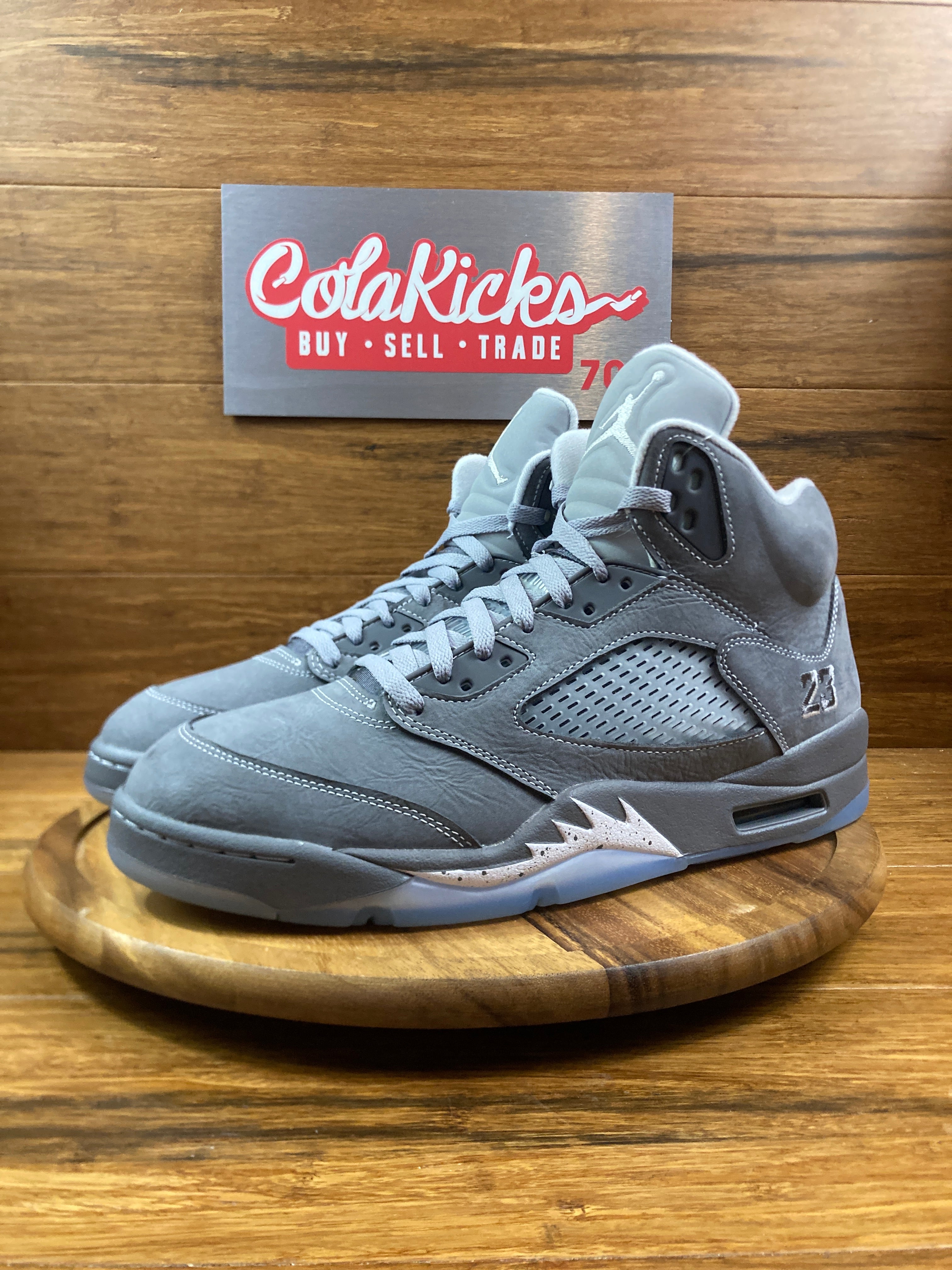 Jordan 5 Retro Wolf Grey (2026) (Missing Lace-Lock)