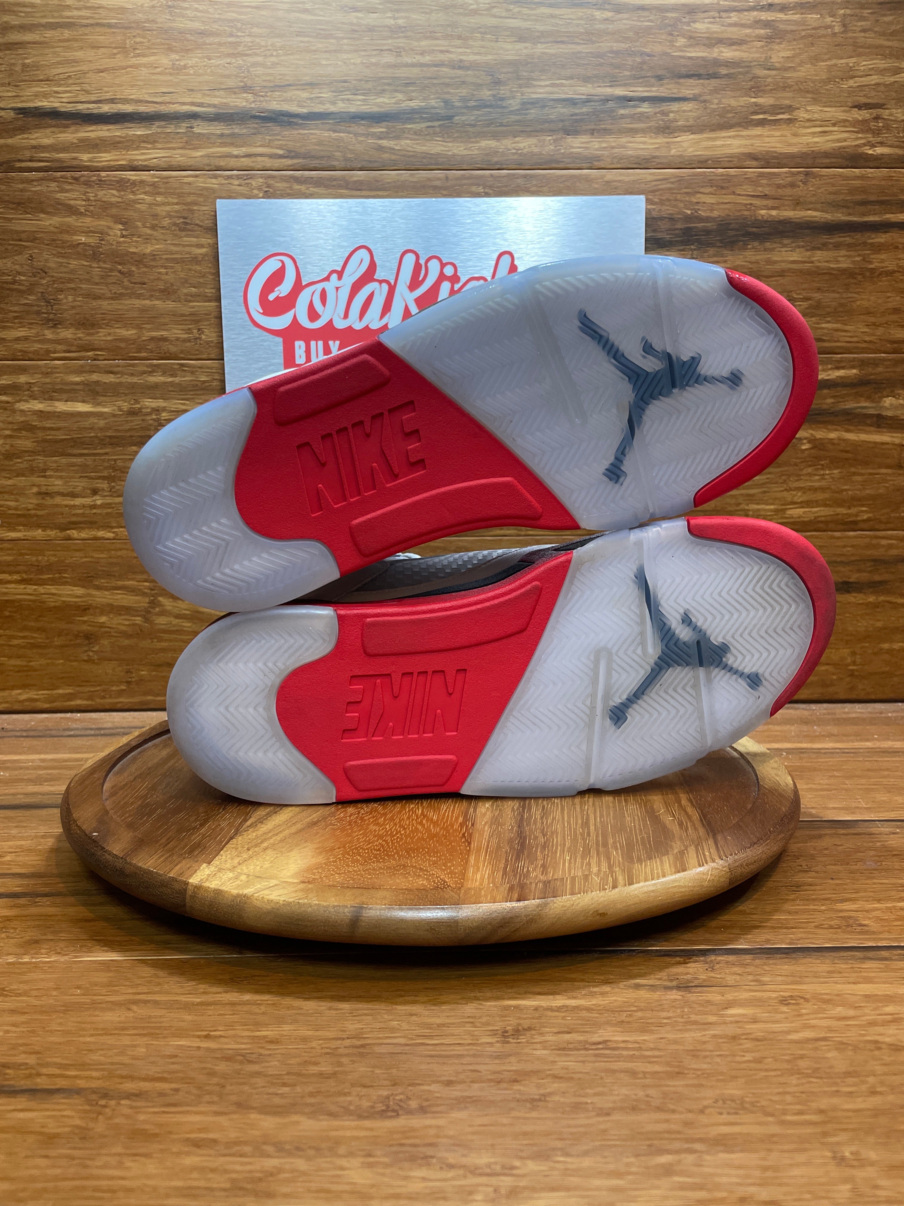 Jordan 5 Retro Fire Red Black Tongue (2025)