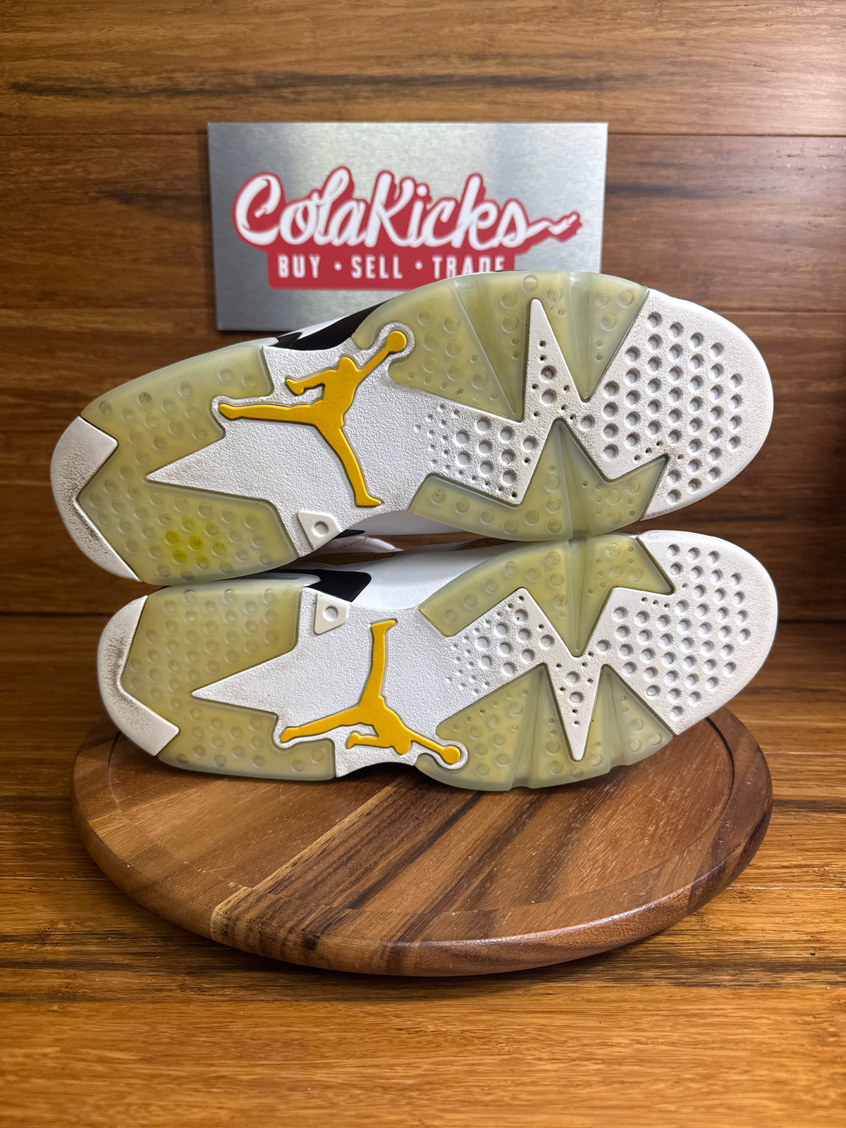 Jordan 6 Retro Yellow Ochre