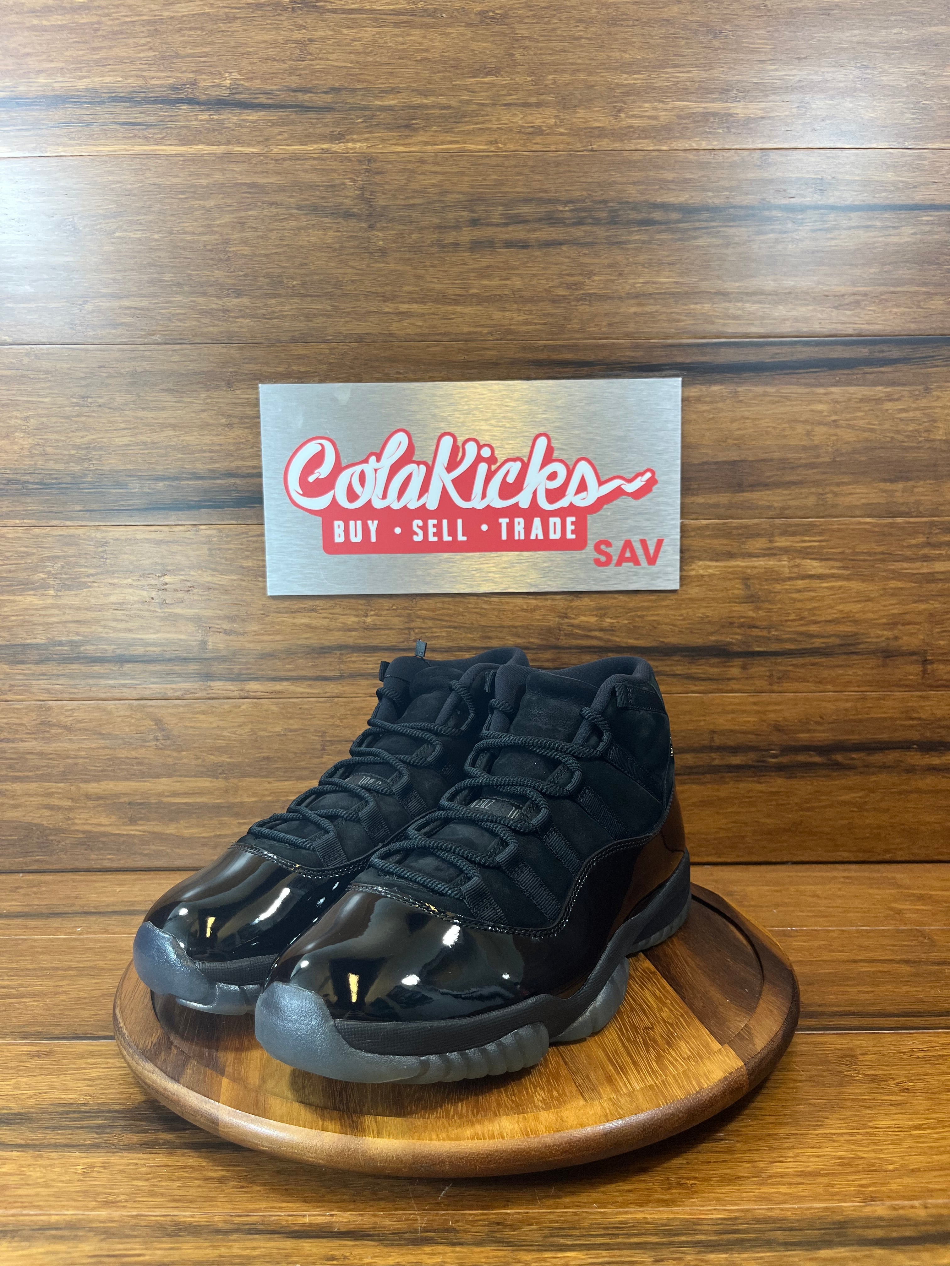 Jordan 11 Retro Cap and Gown