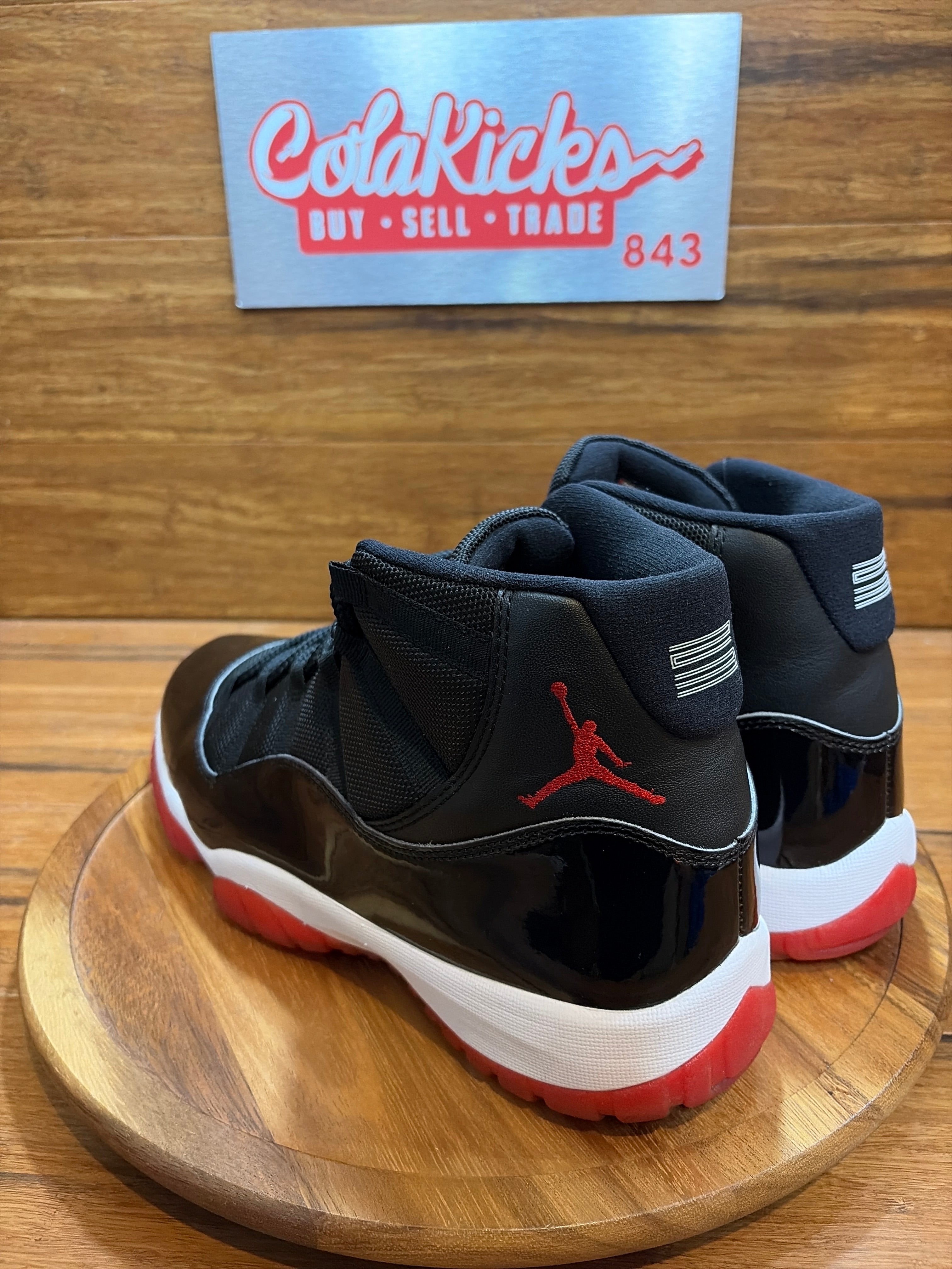 Jordan 11 Retro Playoffs Bred (2019)