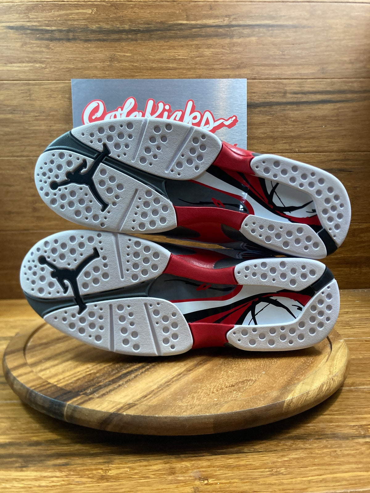 Jordan 8 Retro White True Red (2025)