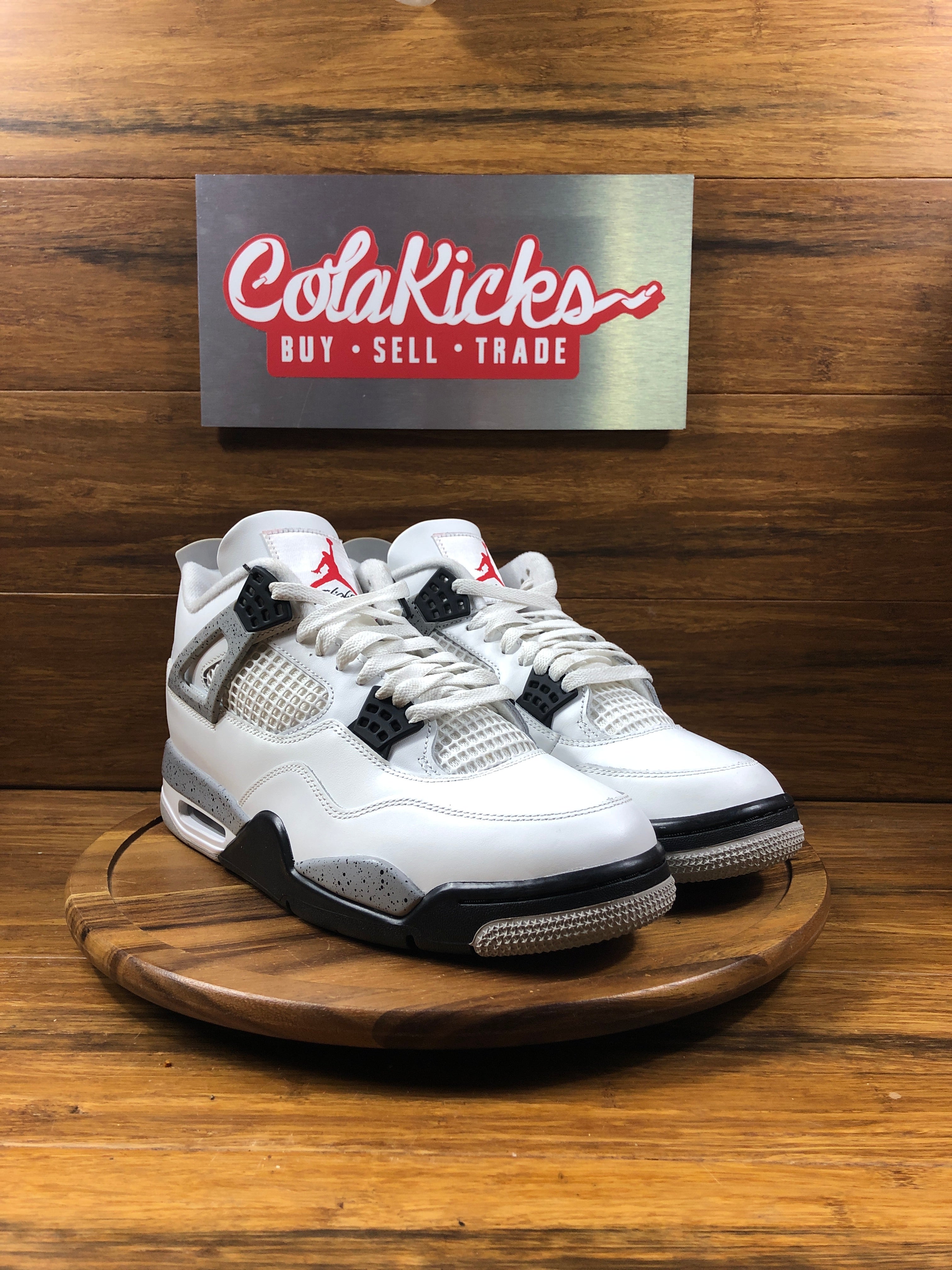 Jordan 4 Retro White Cement (2025) - BGRADE
