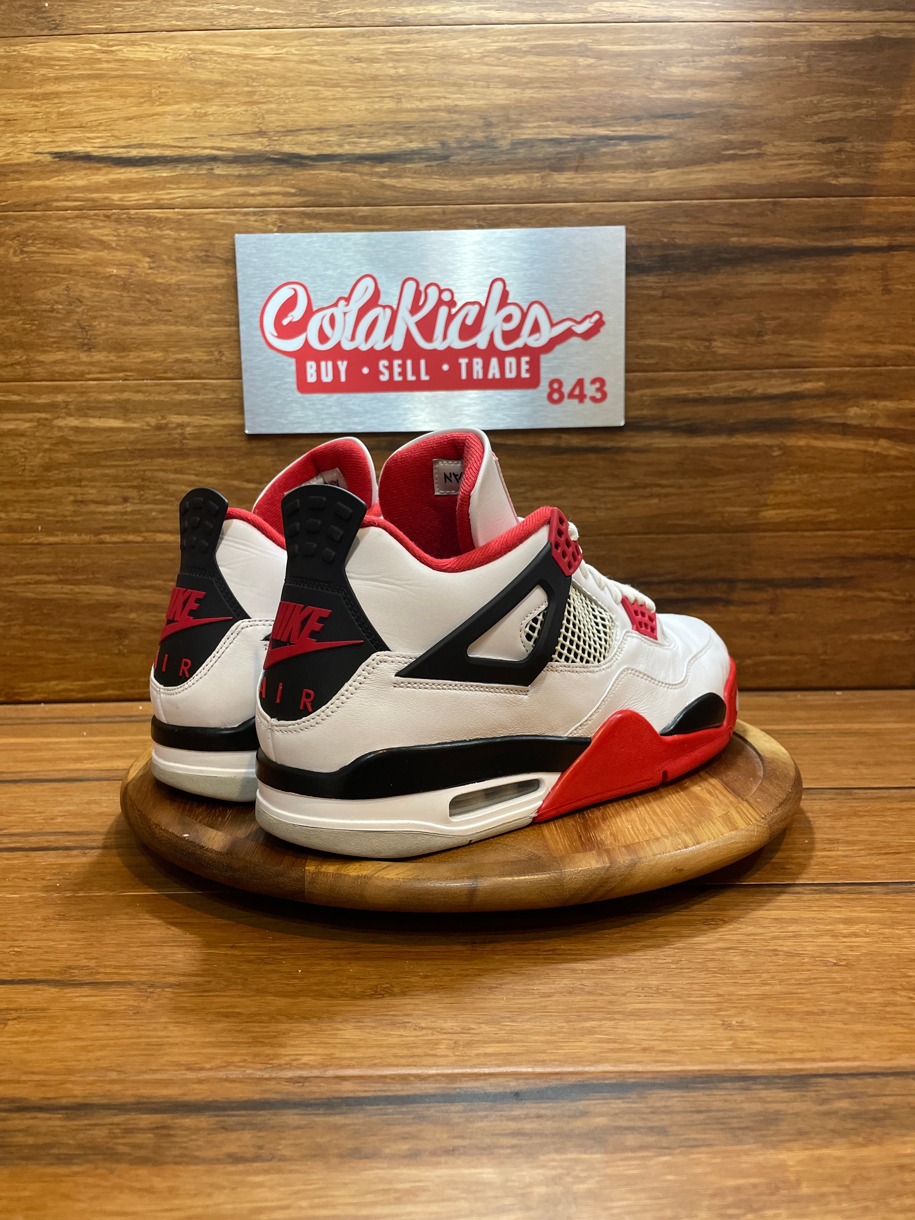 Jordan 4 Retro Fire Red (2020)