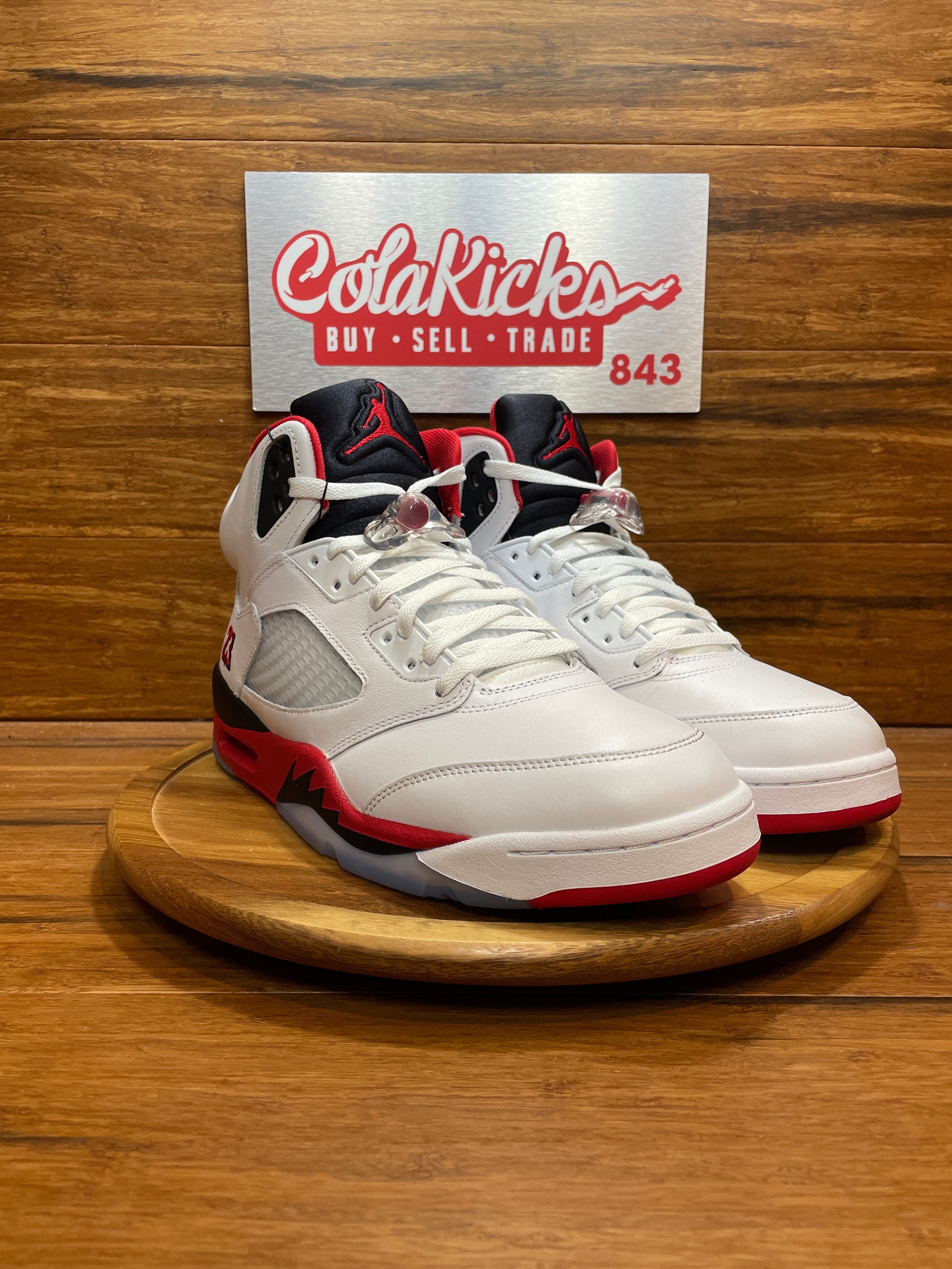 Jordan 5 Retro Fire Red Black Tongue (2025)