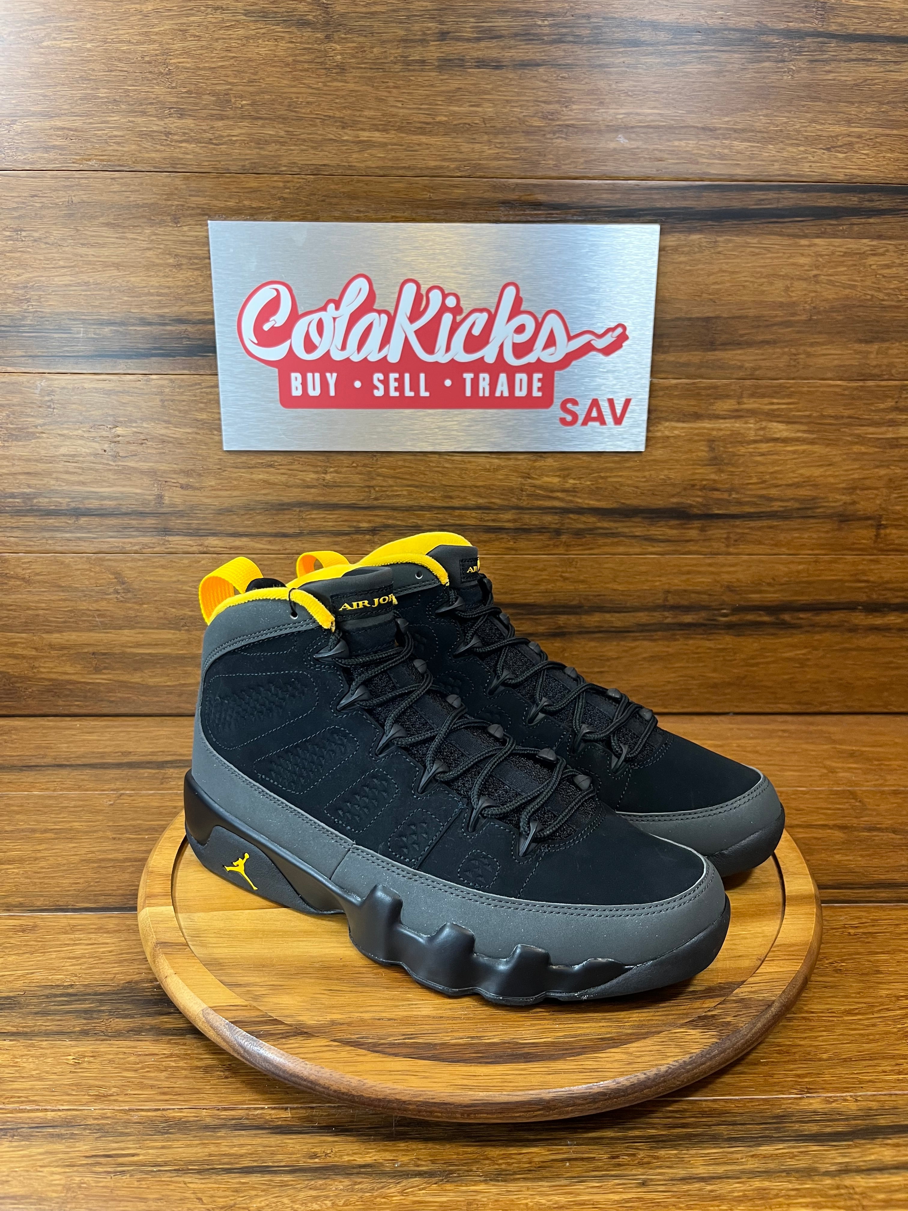 Jordan 9 Retro Dark Charcoal University Gold
