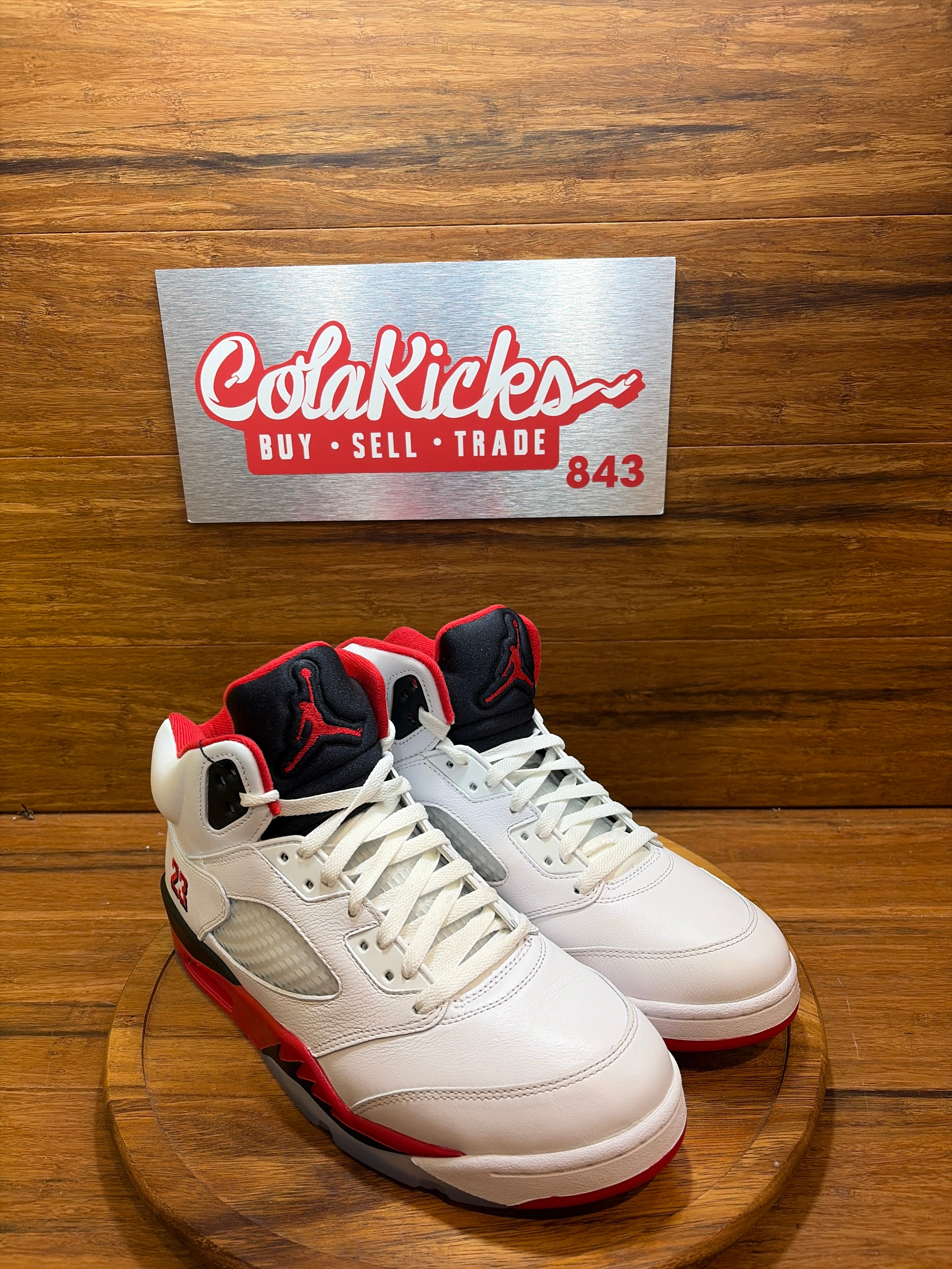 Jordan 5 Retro Fire Red Black Tongue (2025)