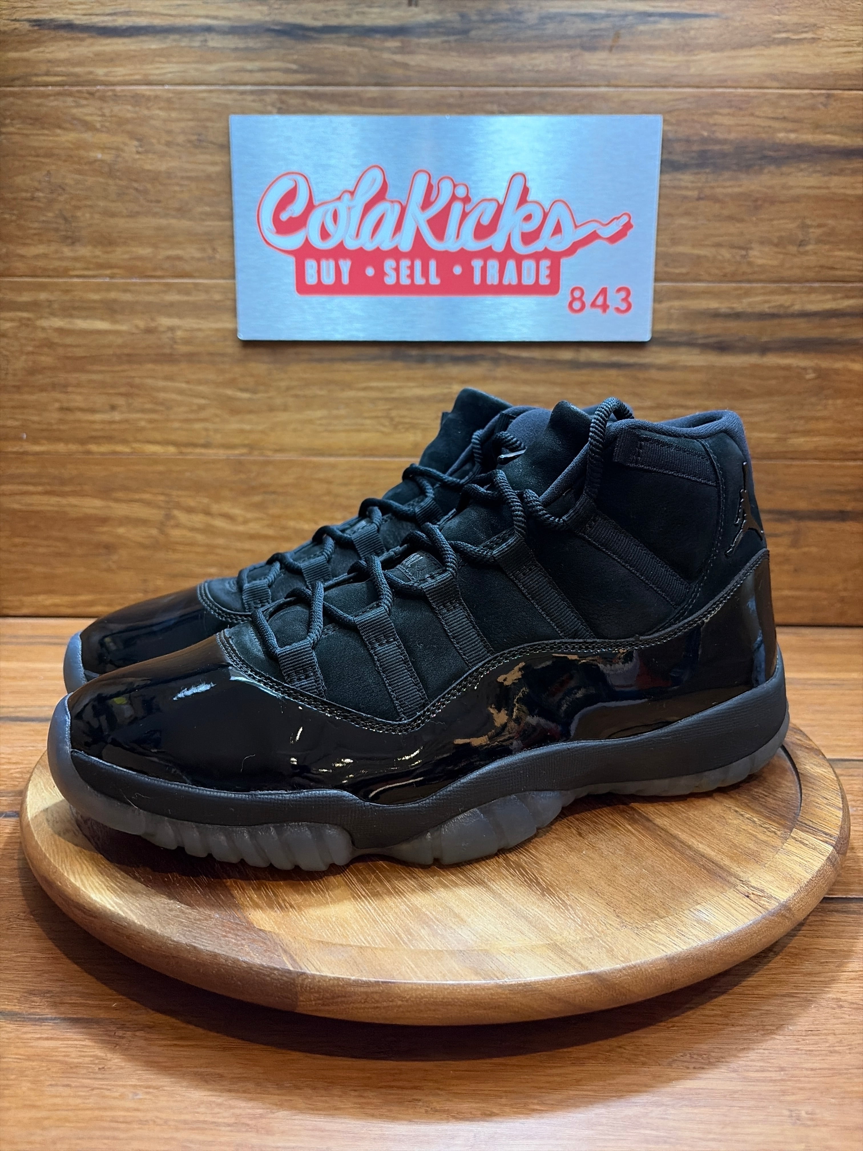 Jordan 11 Retro Cap and Gown