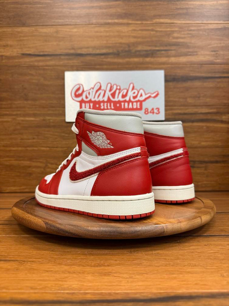 Jordan 1 Retro High OG Varsity Red (Women's)