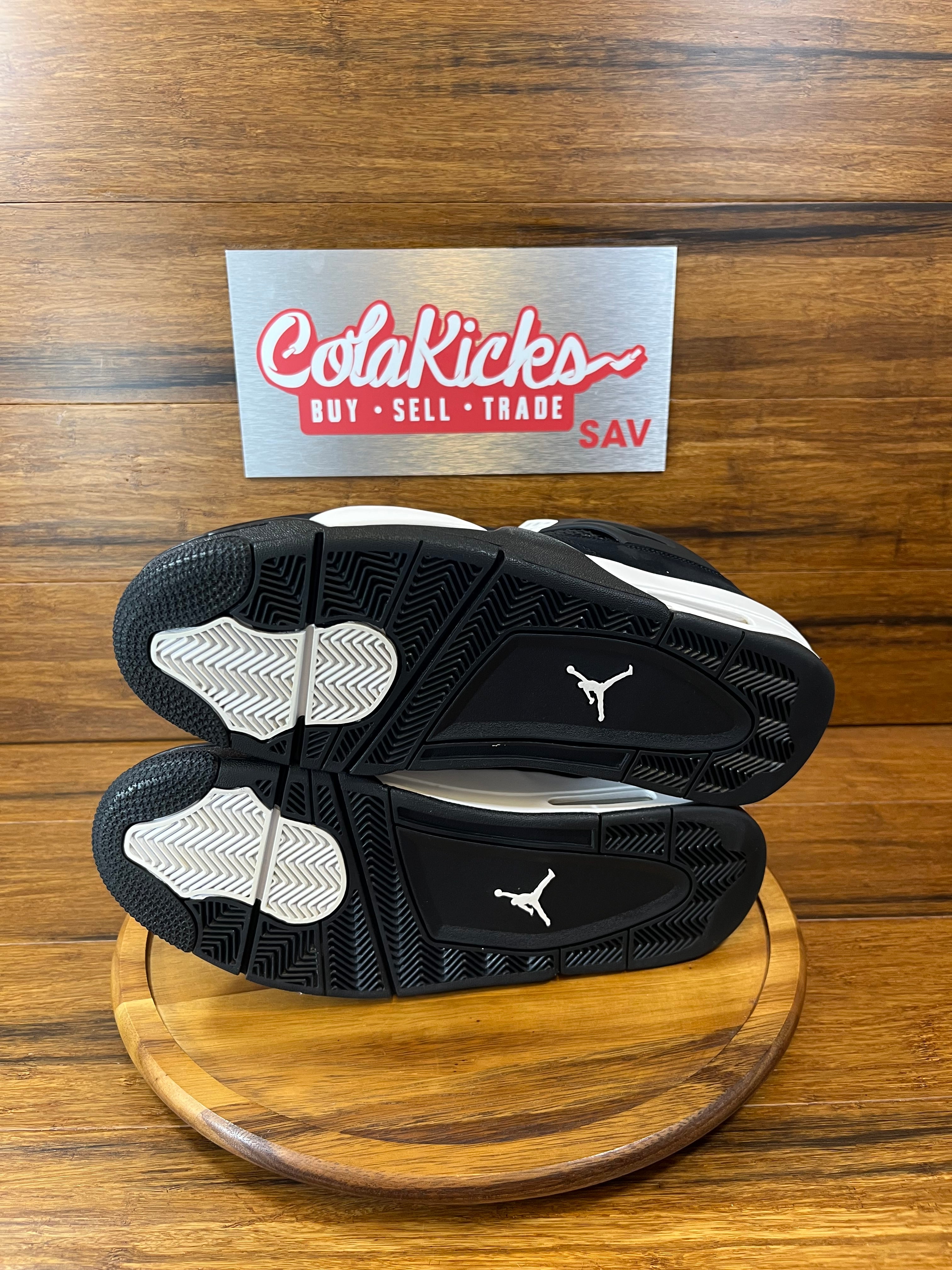 Jordan 4 Retro White Thunder