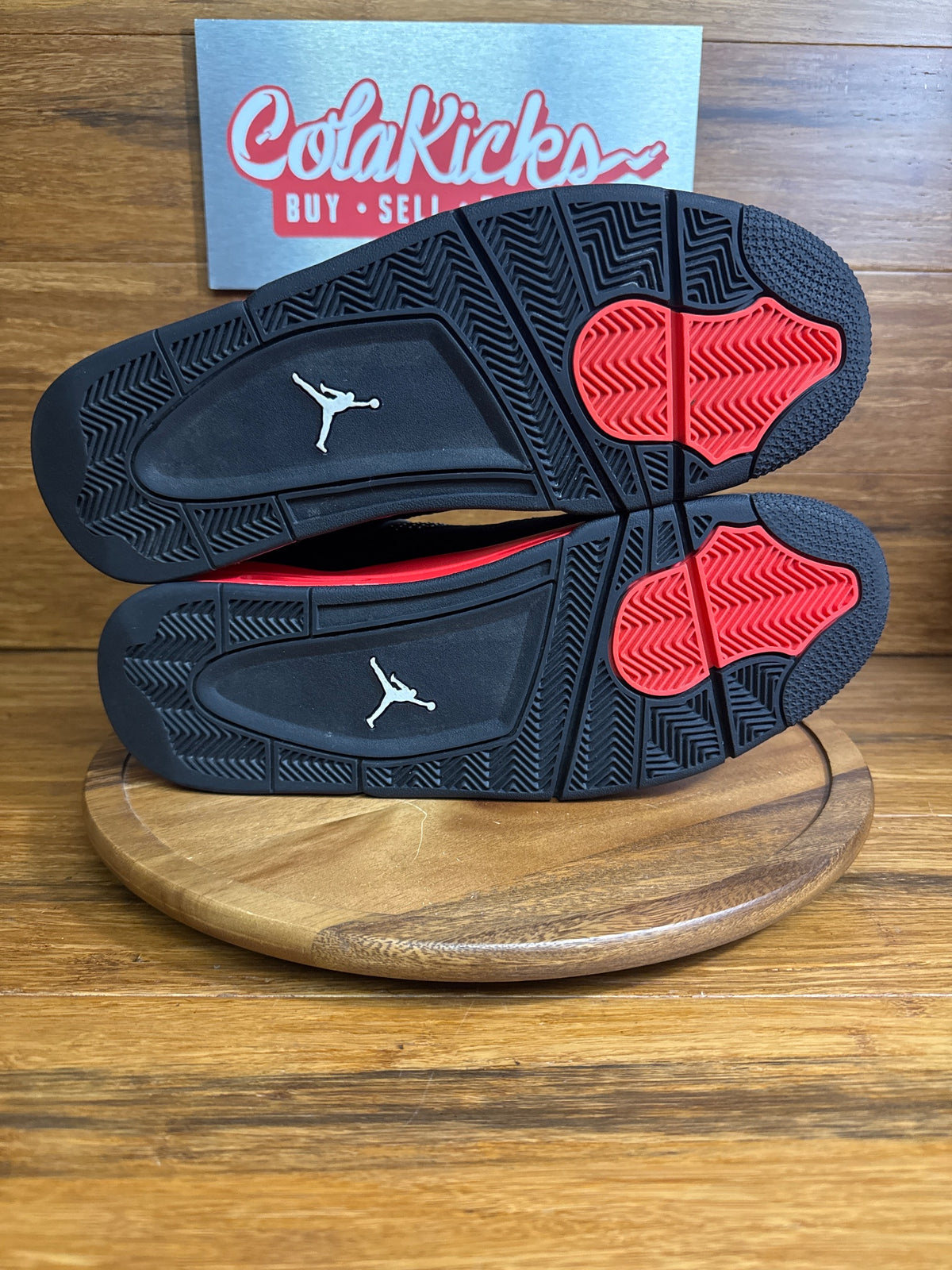 Jordan 4 Retro Red Thunder