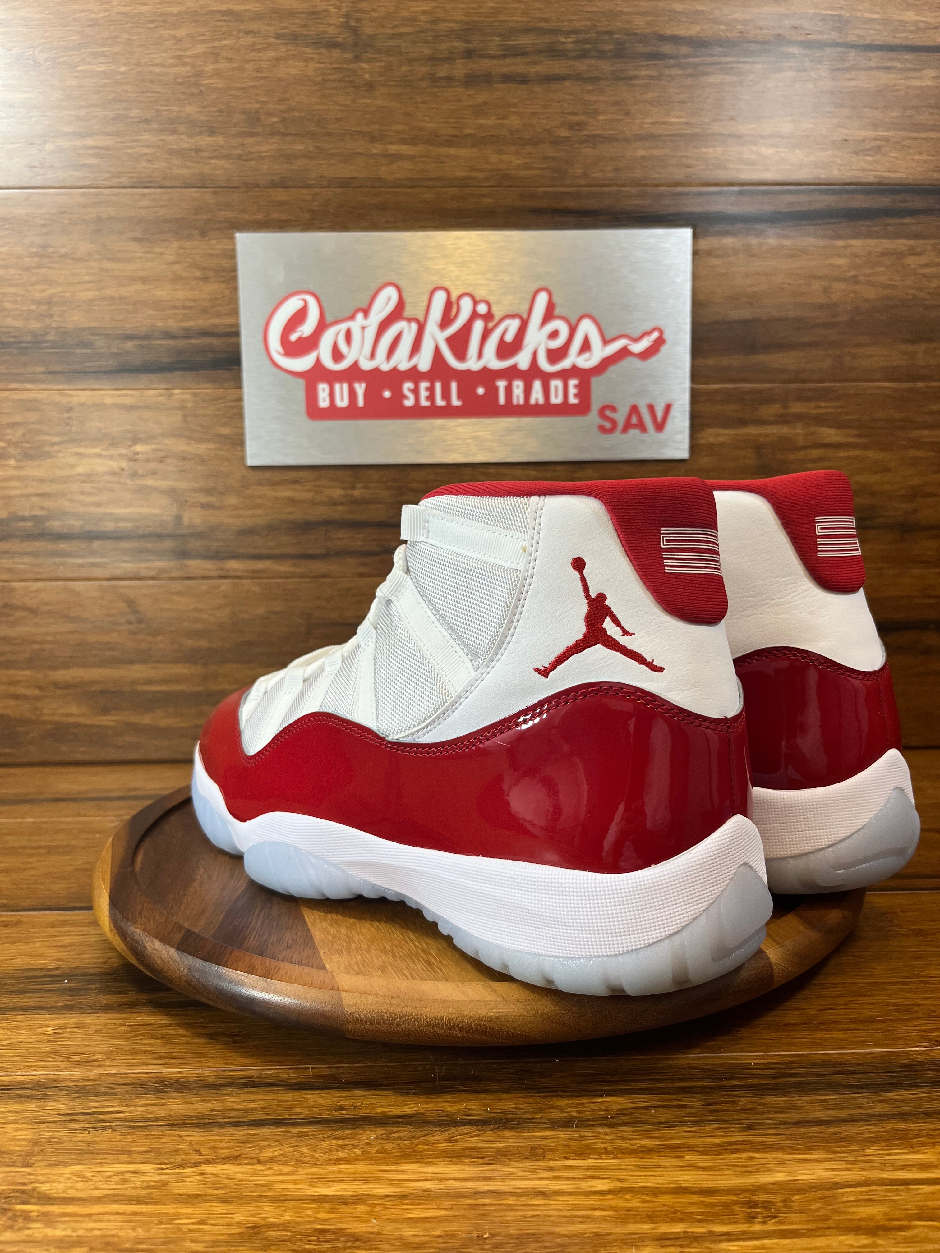 Jordan 11 Retro Cherry (2022)