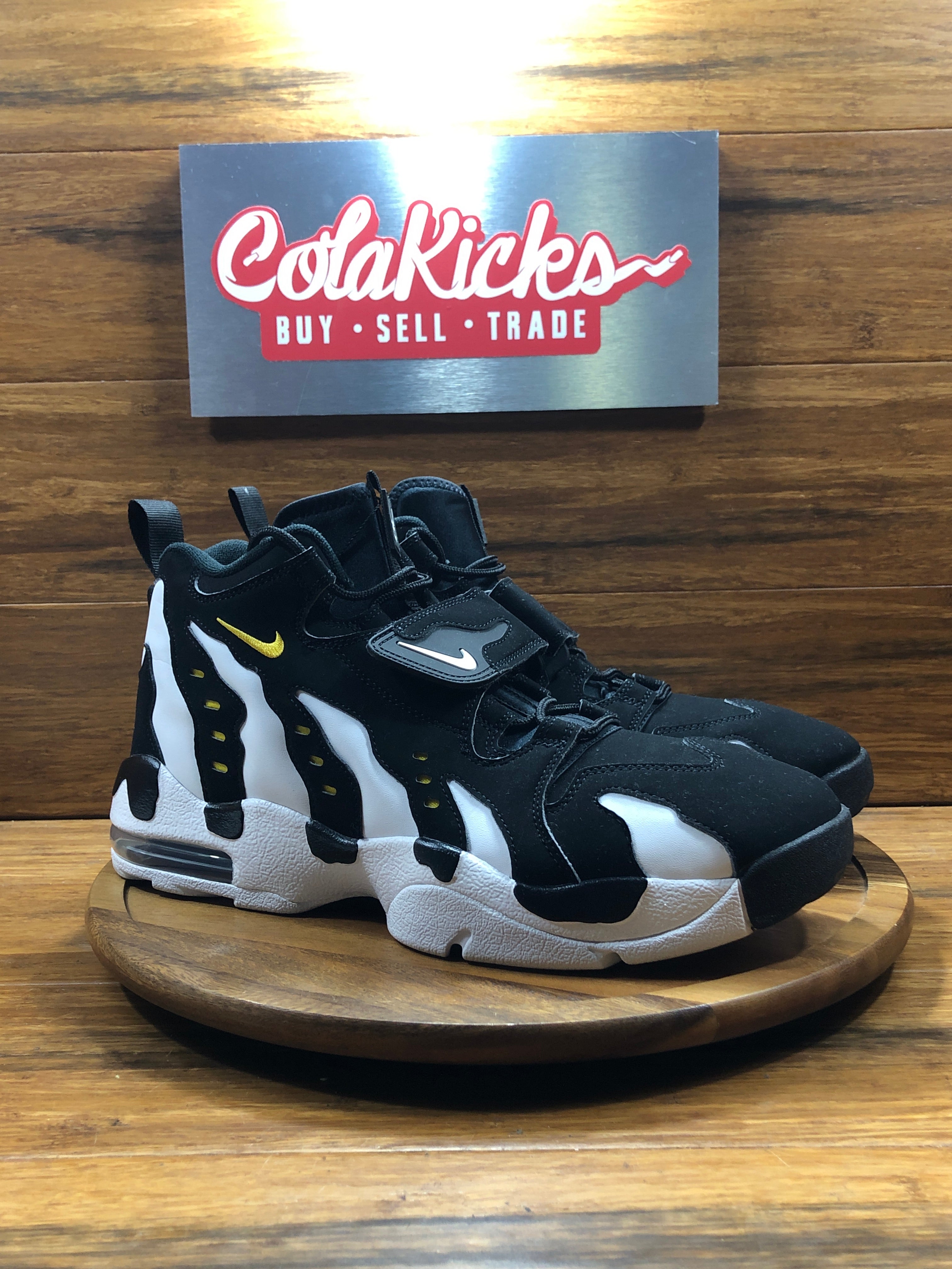 Nike Air DT Max '96 Colorado Away White Black